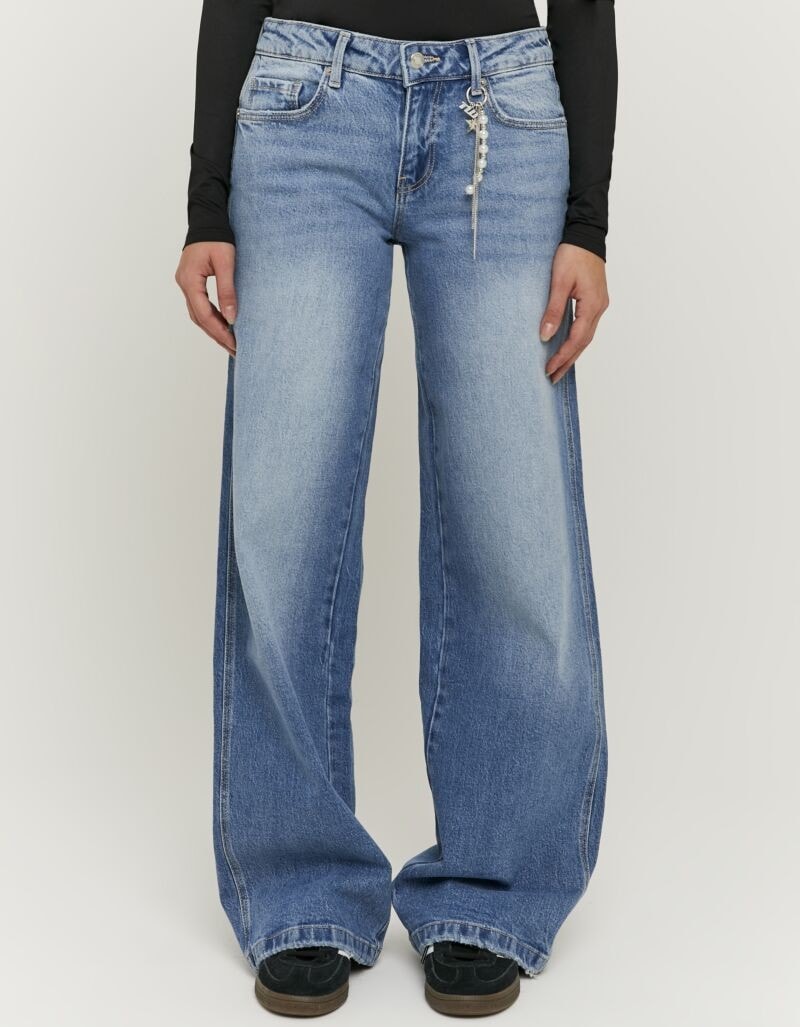 Tally Weijl Low-rise-Jeans »SPADEPALLAS« Baumwollmischung, Low-Waist mit geradem Beinverlauf und Strass-Anhänge