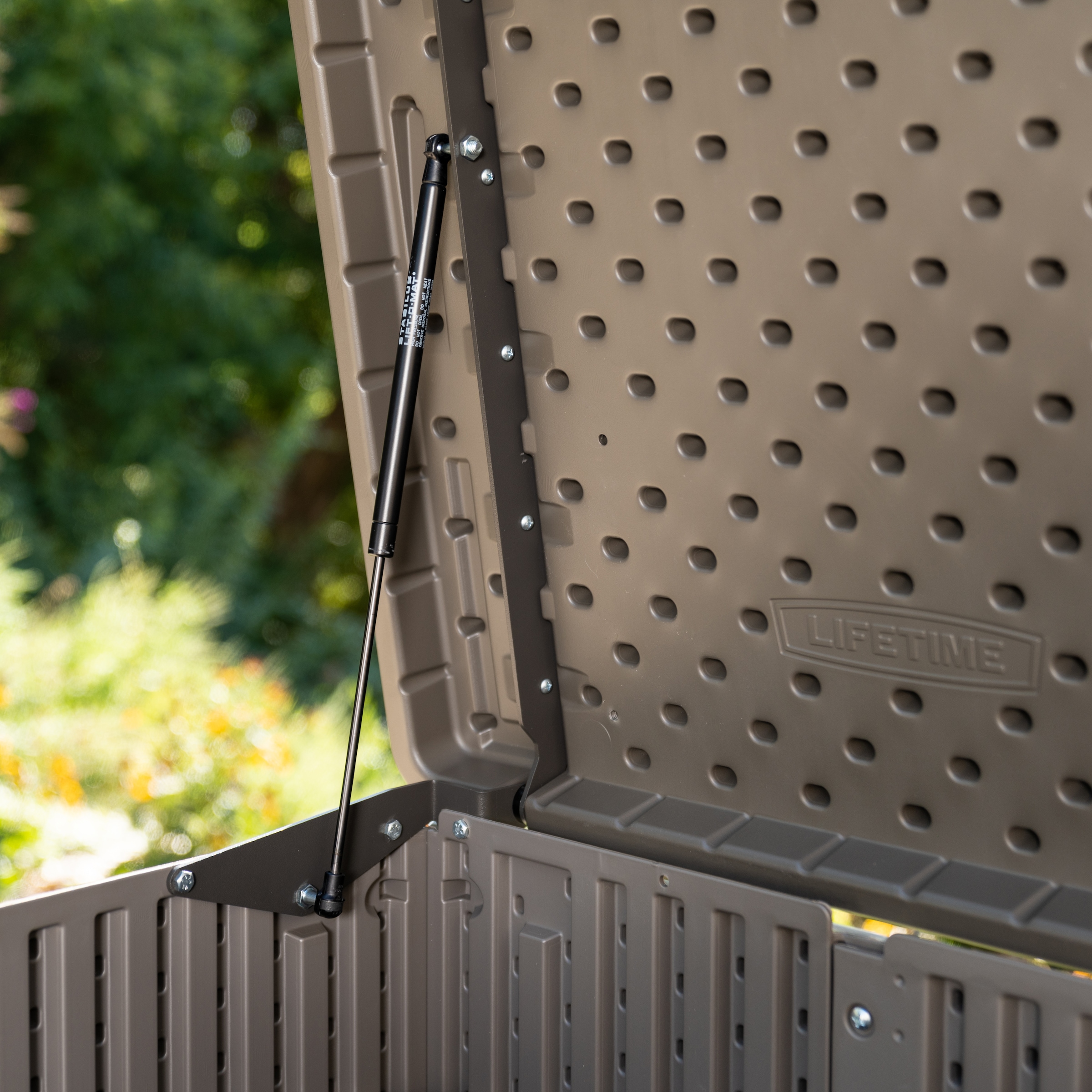 Lifetime Mülltonnenbox »Geräteschrank Greg« Platz für 3 Mülltonnen je 240 L, BxHxT: 191x108x132 cm