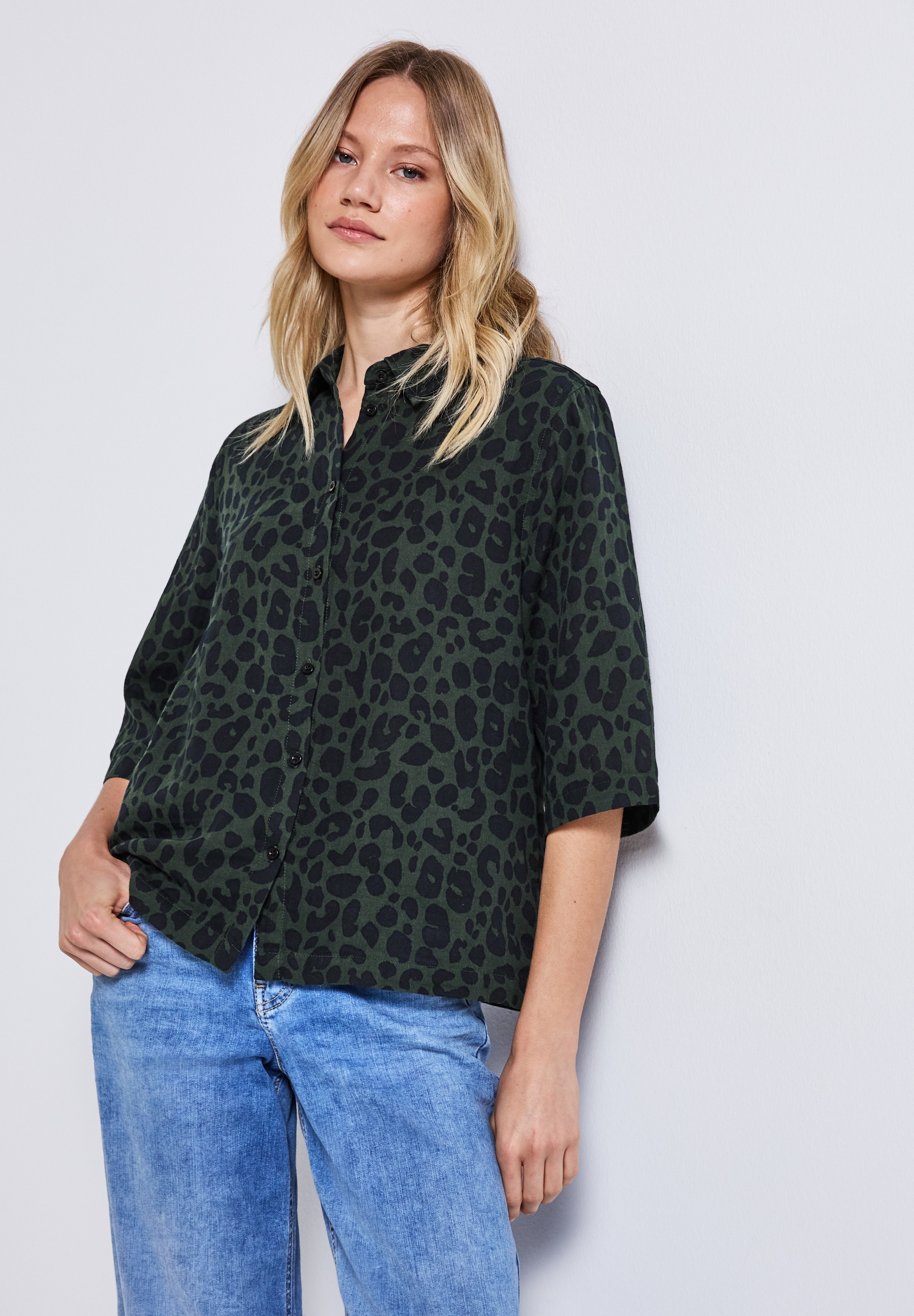 STREET ONE Hemdbluse, mit Animal-Print und im Musselin-Look