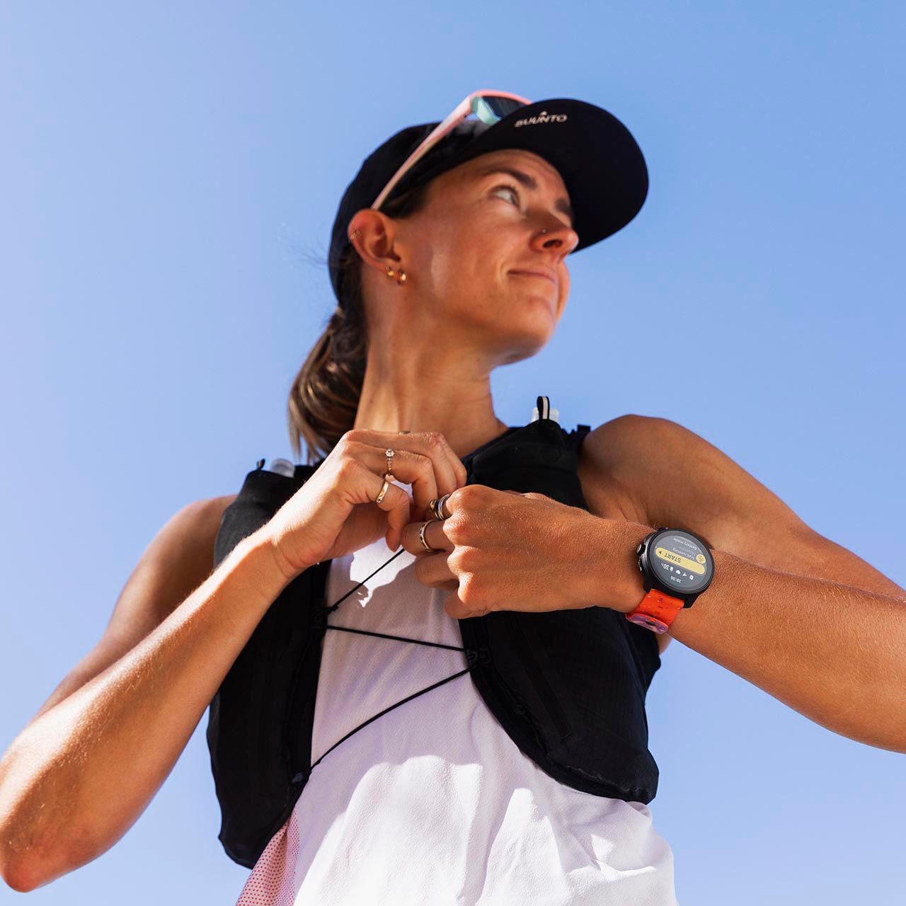 Suunto Smartwatch »RACE S«, (3'35 cm / 1'32 Zoll), 32 GB
