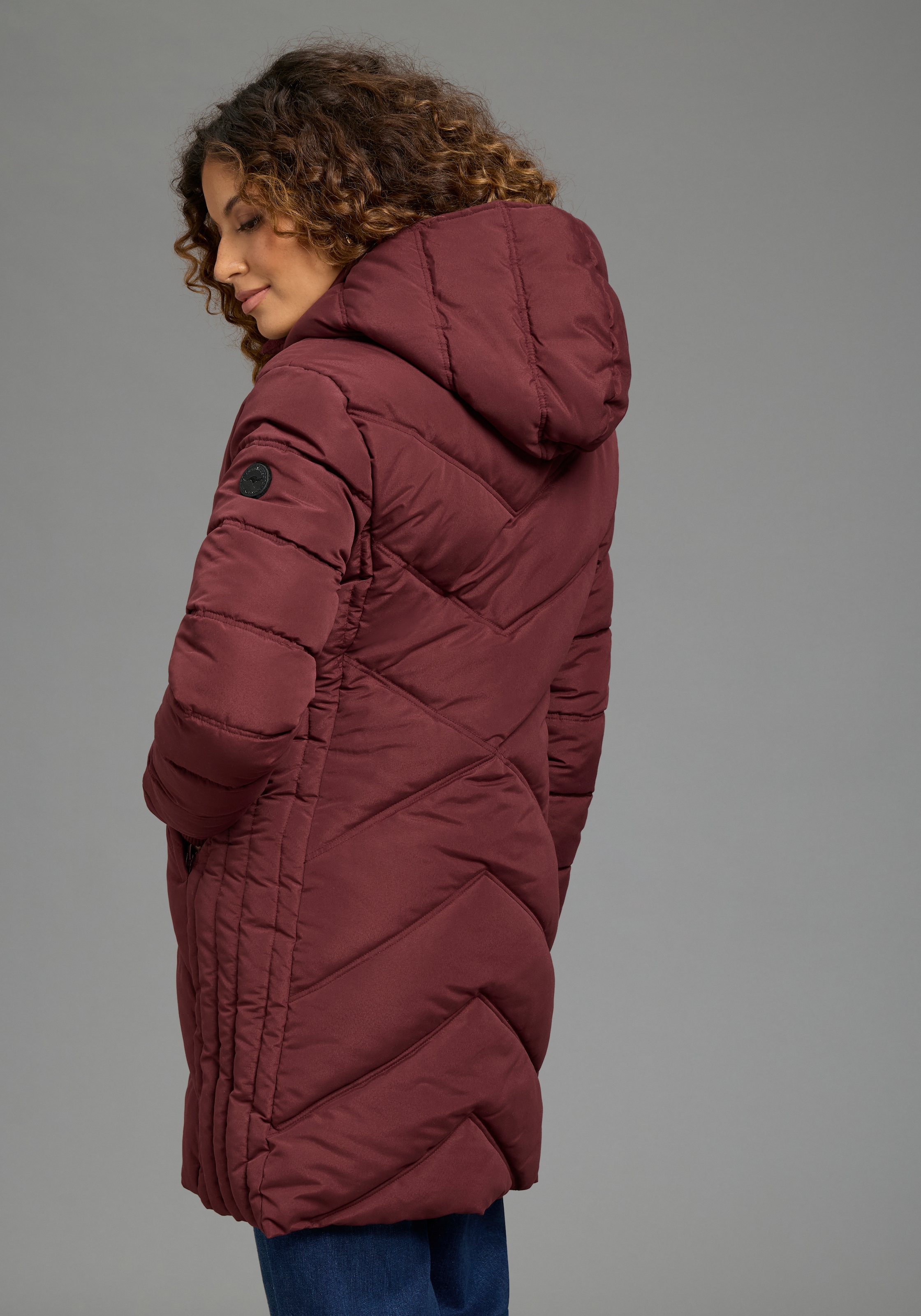 KangaROOS Winterjacke mit Kapuze mit hochschließendem Kragen,  gefütterte Kapuze