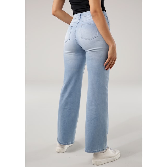 Tamaris Weite Jeans, im 5-pocket-Style bei ♕
