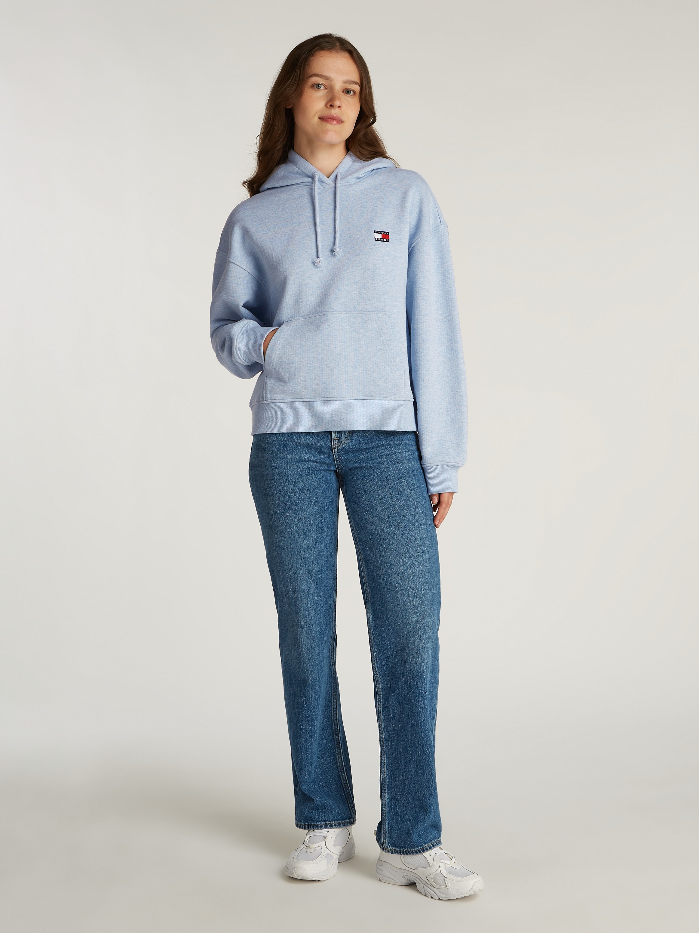 Tommy Jeans Hoodie »TJW BXY BADGE HOODIE EXT«, mit Logo-Badge