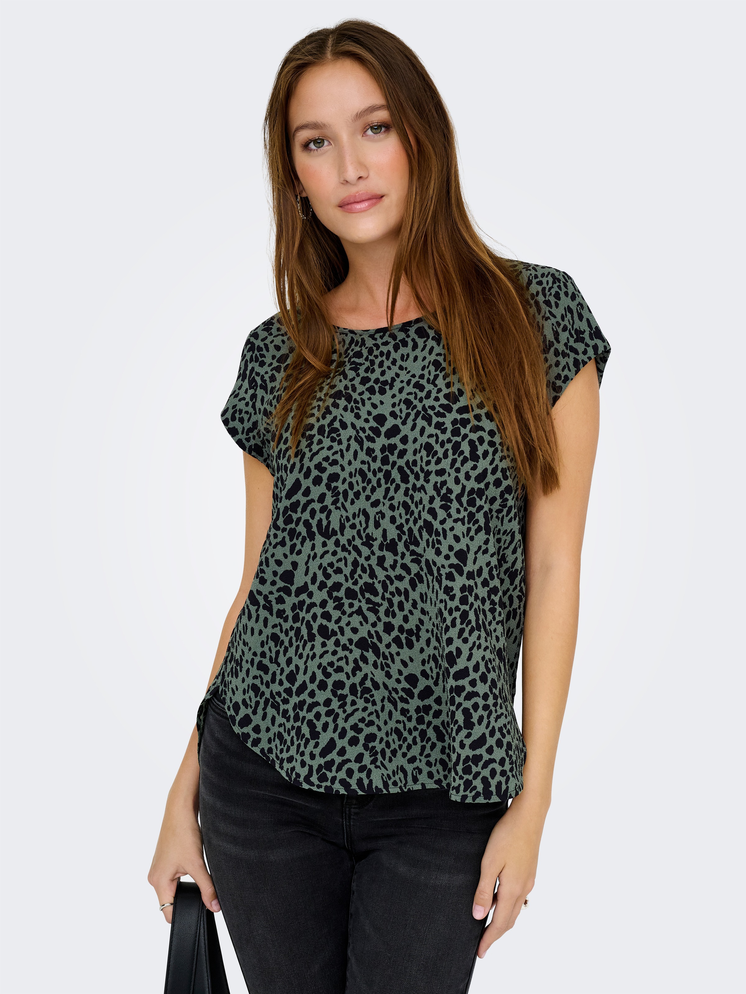 ONLY Shirtbluse »ONLVIC S/S AOP TOP NOOS PTM«, mit Allover Druck