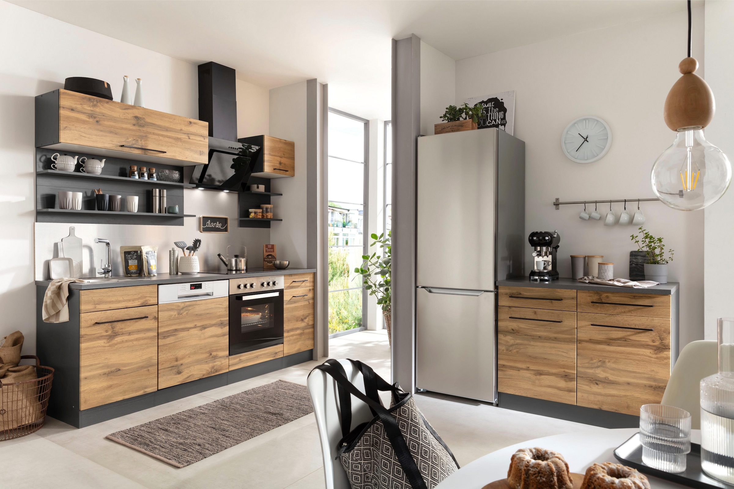 KOCHSTATION Küchenzeile »KS-Tulsa«, mit E-Geräten, Breite 210 cm, schwarze Metallgriffe, MDF Fronten
