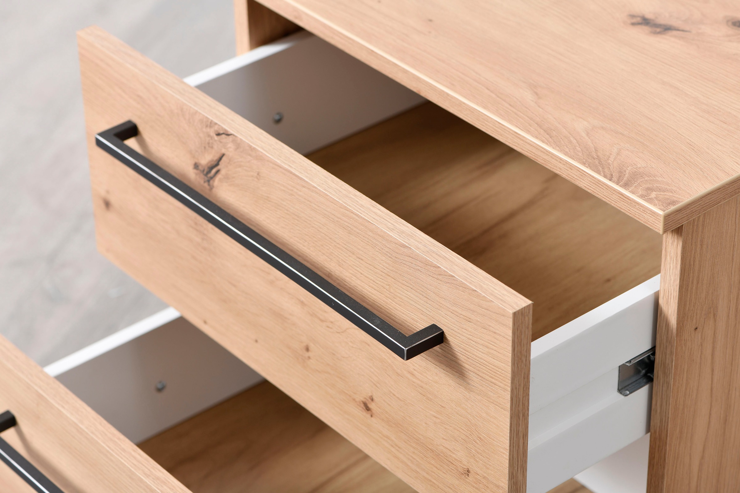 INOSIGN Nachtkommode »Sardinia, Nachtschrank, Maße (B/T/H): 45,5/35/54 cm«, (FSC-zertifizierter Holzwerkstoff), mit 2 Schubladen, Metallgriffe und Metallfüße in Kufenform