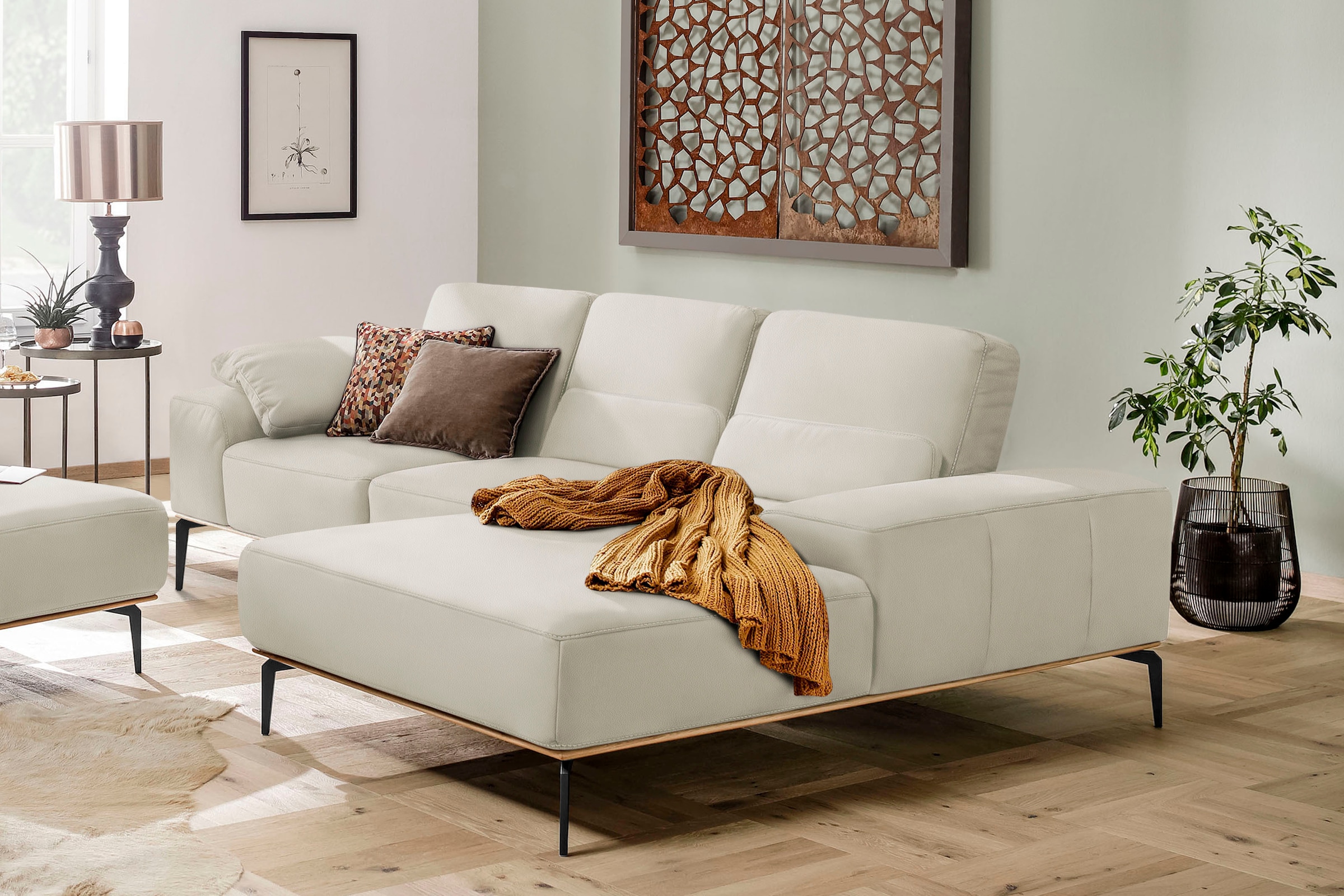 W.SCHILLIG Ecksofa »run, Designsofa mit tollem Sitzkomfort, bequem, L-Form«, mit Holzsockel, Füße in Schwarz pulverbeschichtet, Breite 279 cm