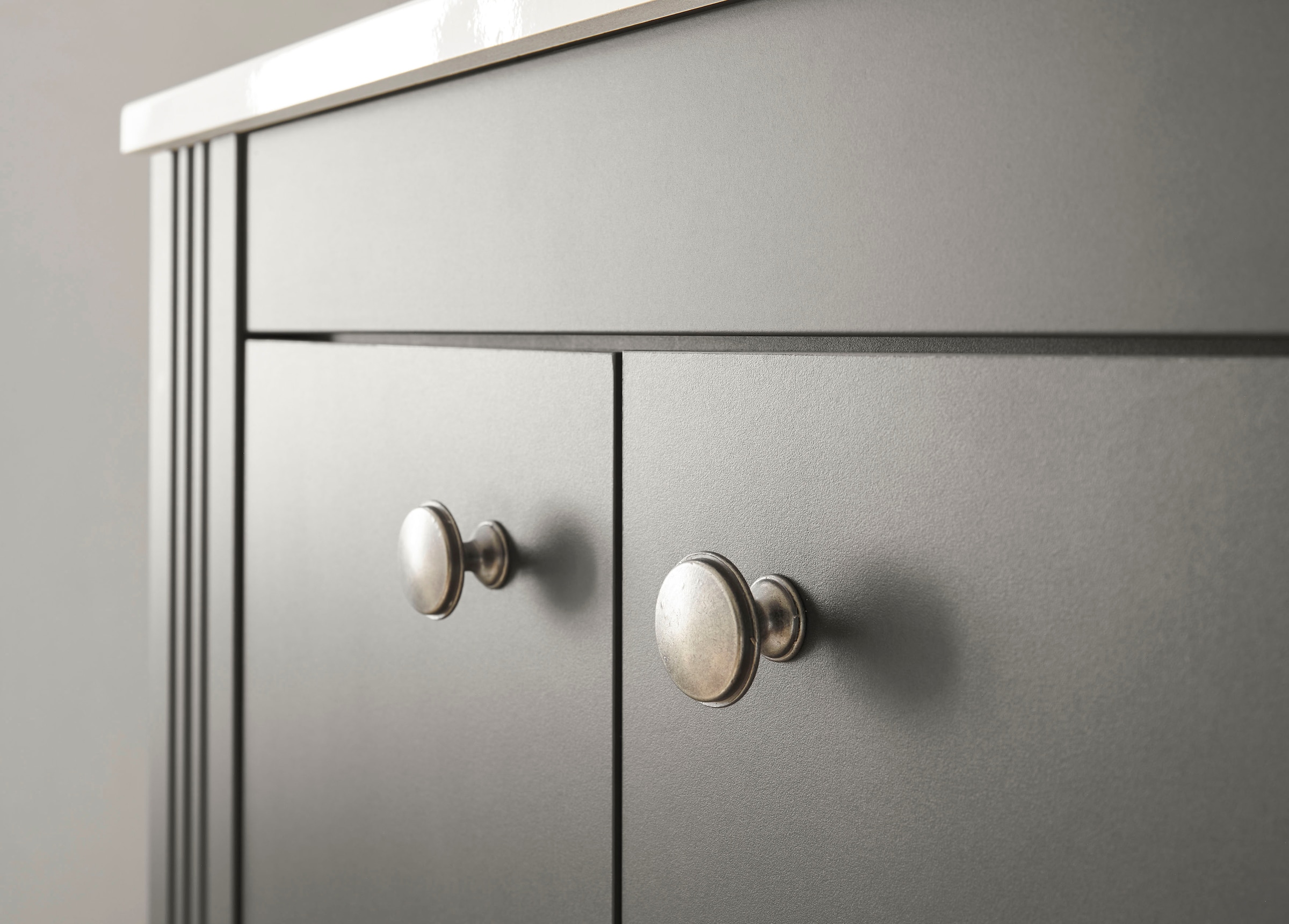 OTTO home Waschtisch »WESTMINSTER, Waschbeckenunterschrank inkl. Waschbecken, Metallgriffe« 1 Stk. tlg. in 2 Farben verfügbar, mit Stauraum, Breite 60 cm