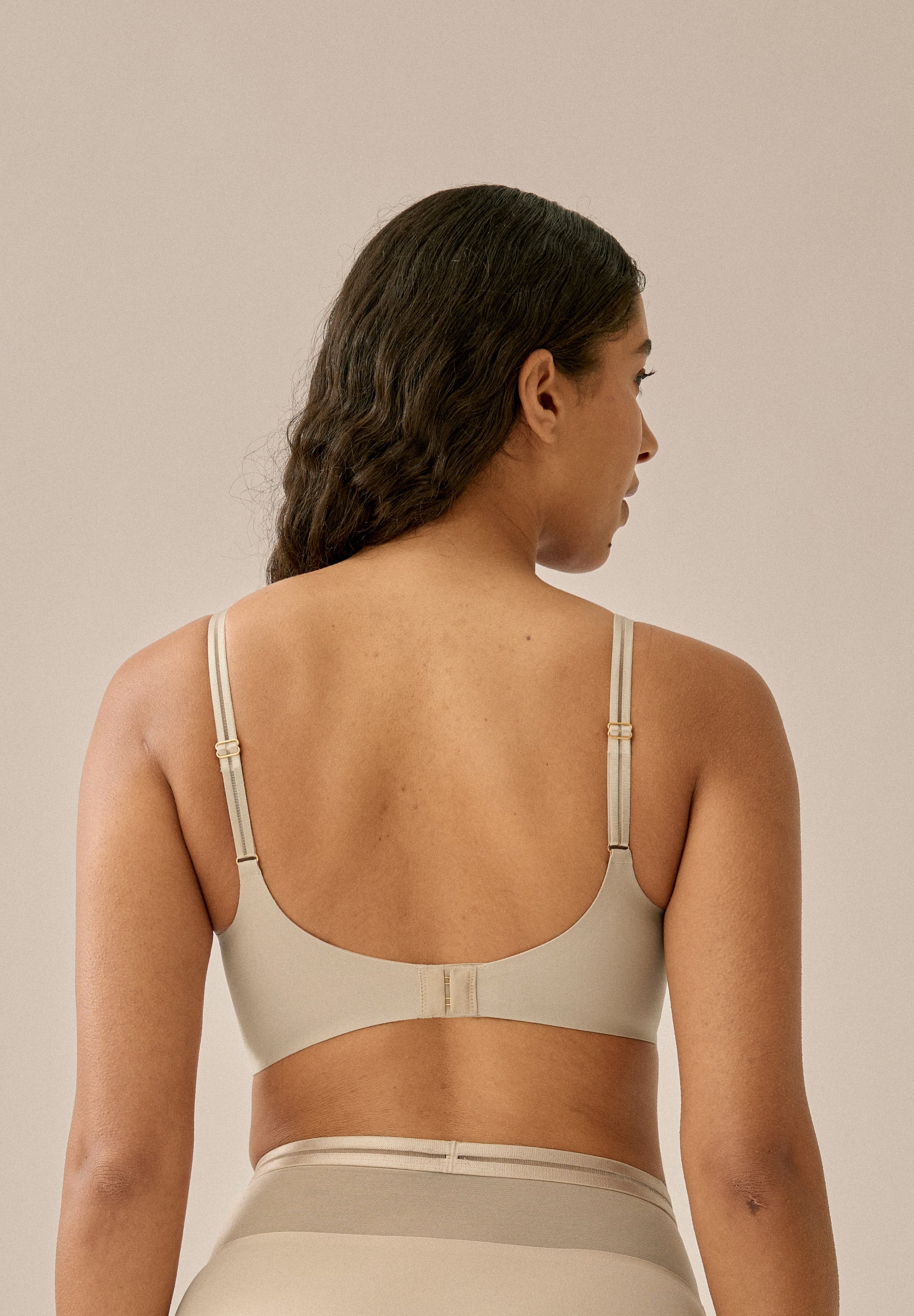 Naturana Bügelloser BH »The Monday« feminin, bequem, ohne Bügel, verstellbare Träger