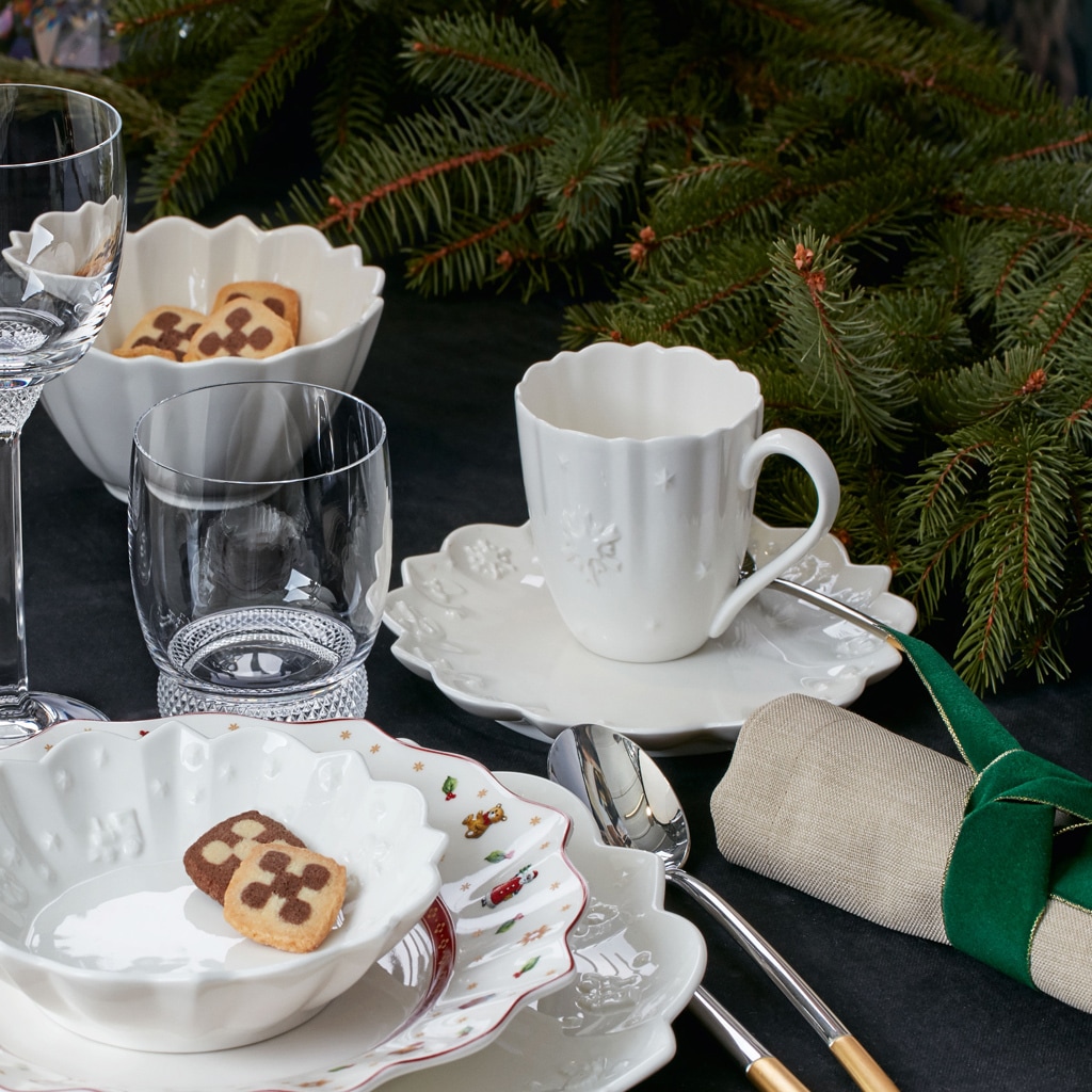 Villeroy & Boch Tasse »Tassen mit Untertassen Toy's Delight Royal Classic 180 ml 6er Set weiß«