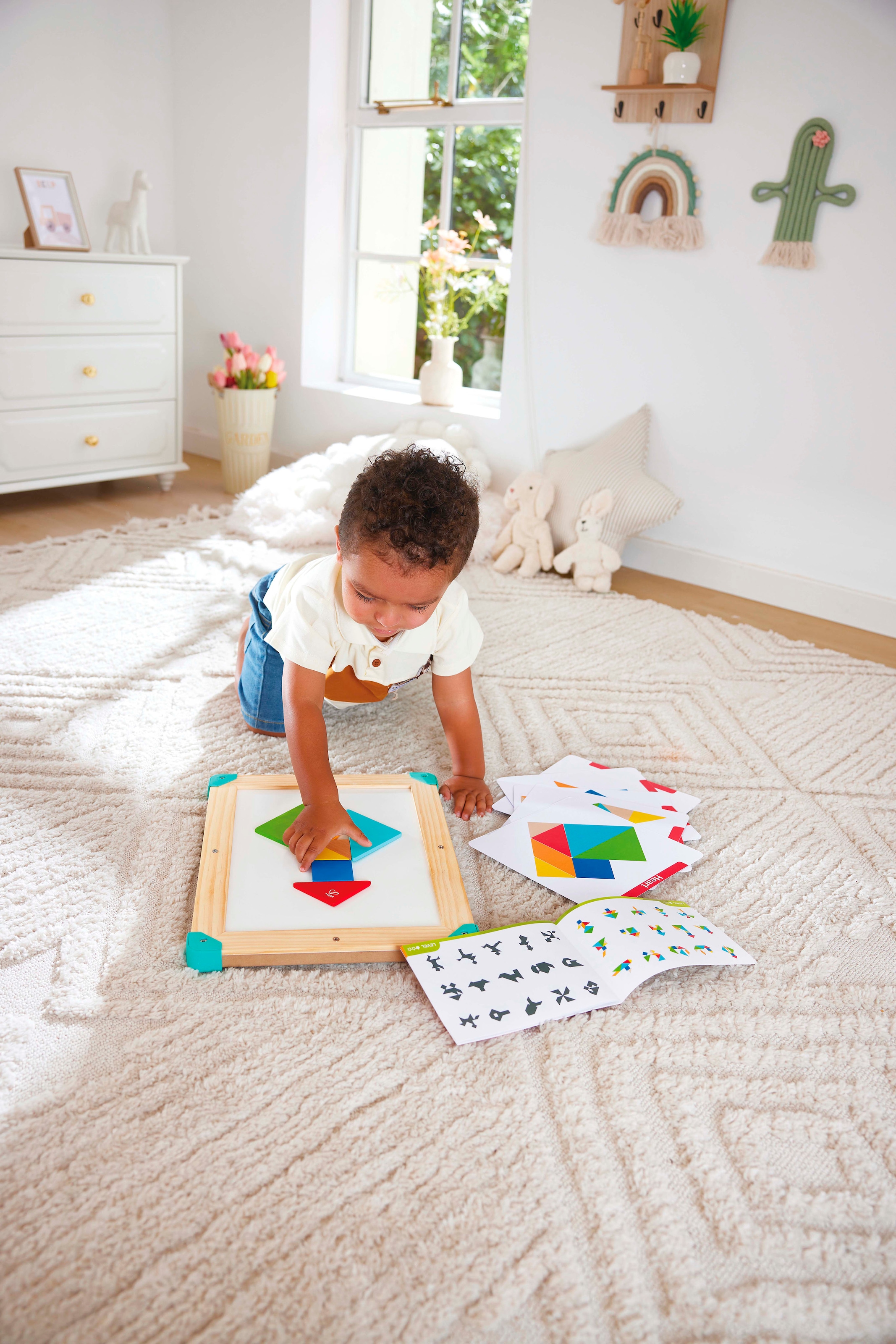 Hape Spielcenter »Labyrinth- & Tangram-Tafel „Weltraum”«