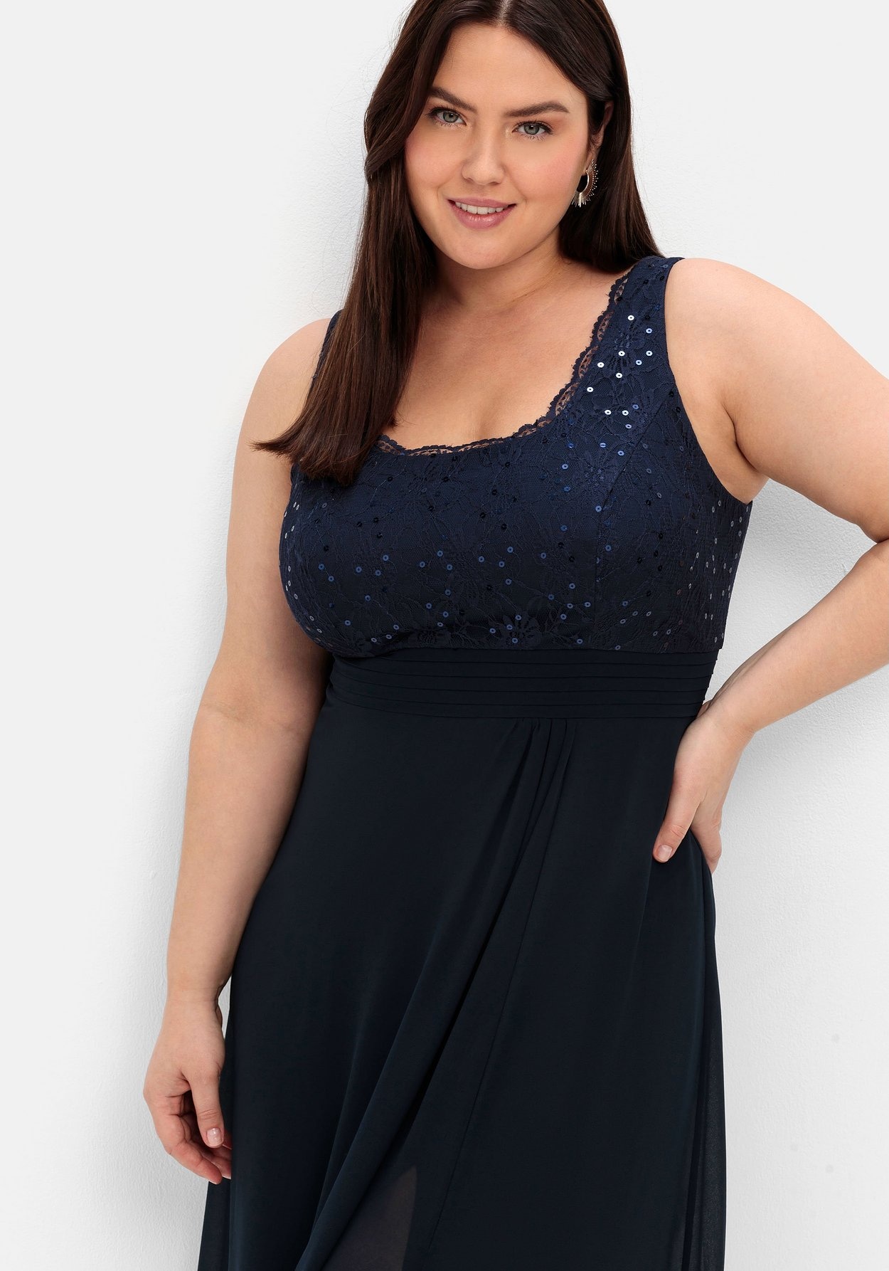 Sheego Abendkleid »Kleid mit floraler Spitze«