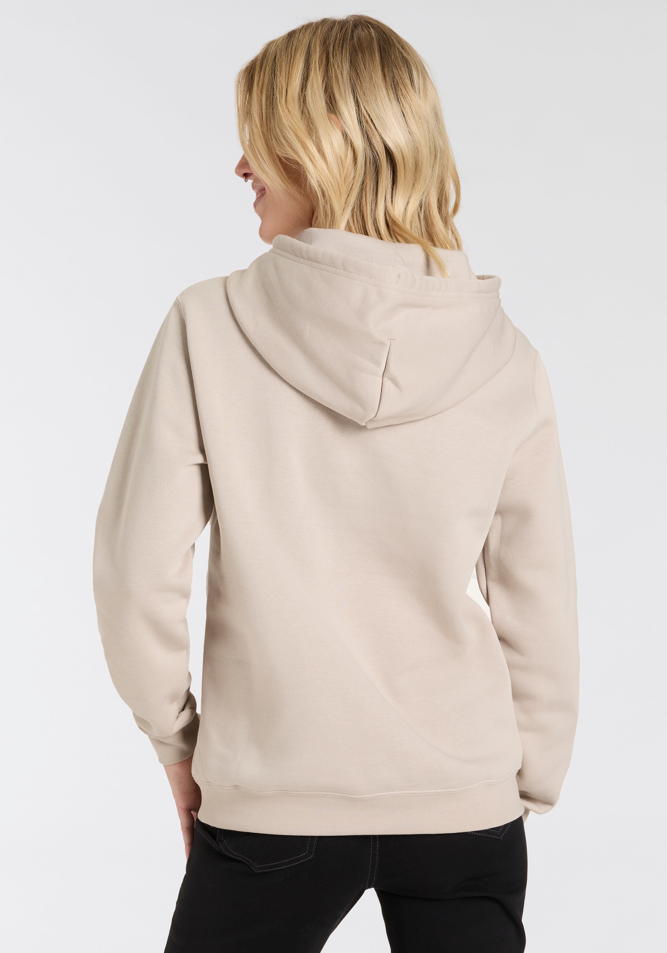 Converse Kapuzensweatshirt »CONVERSE GO-TO CHUCK TAYLOR PATCH HOODIE«, (1 tlg.)
