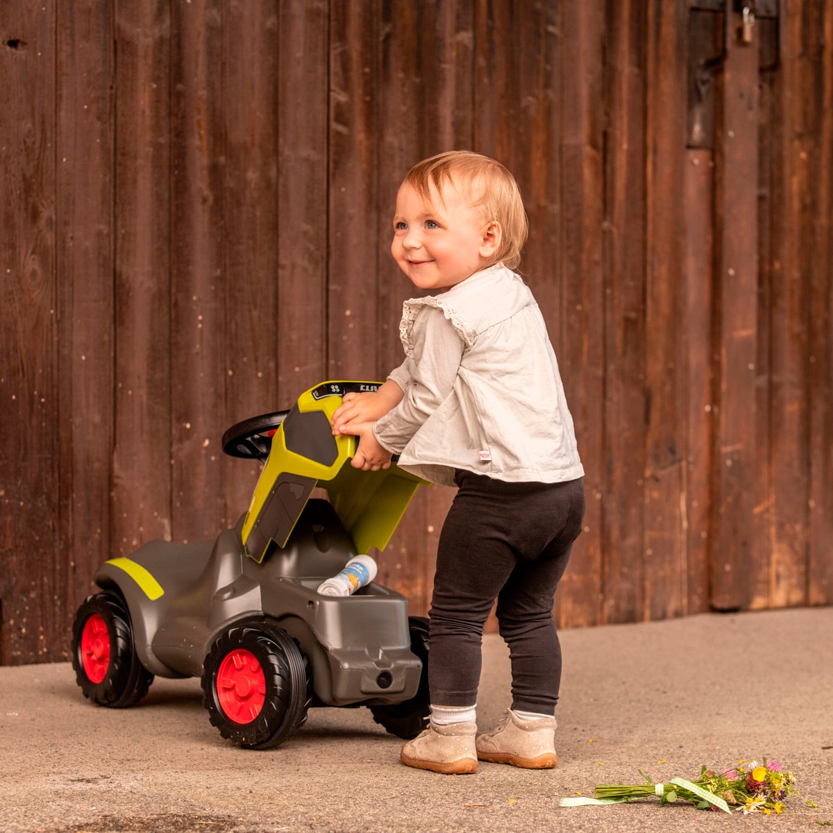 rolly toys® Rutscherauto »rollyMinitrac Claas Xerion«, mit Flüsterreifen und Hupe