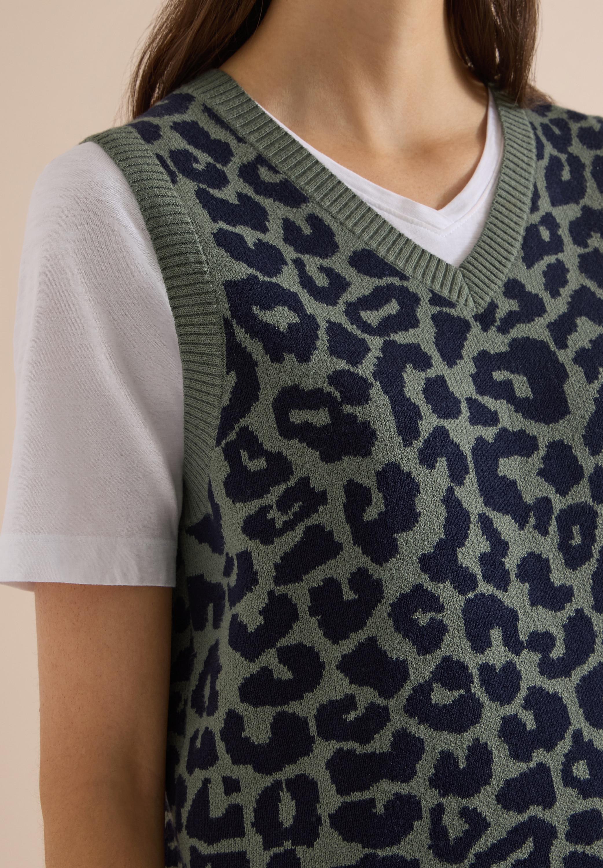 Cecil Pullunder Sommer-Weste mit V-Neck und Leo-Muster