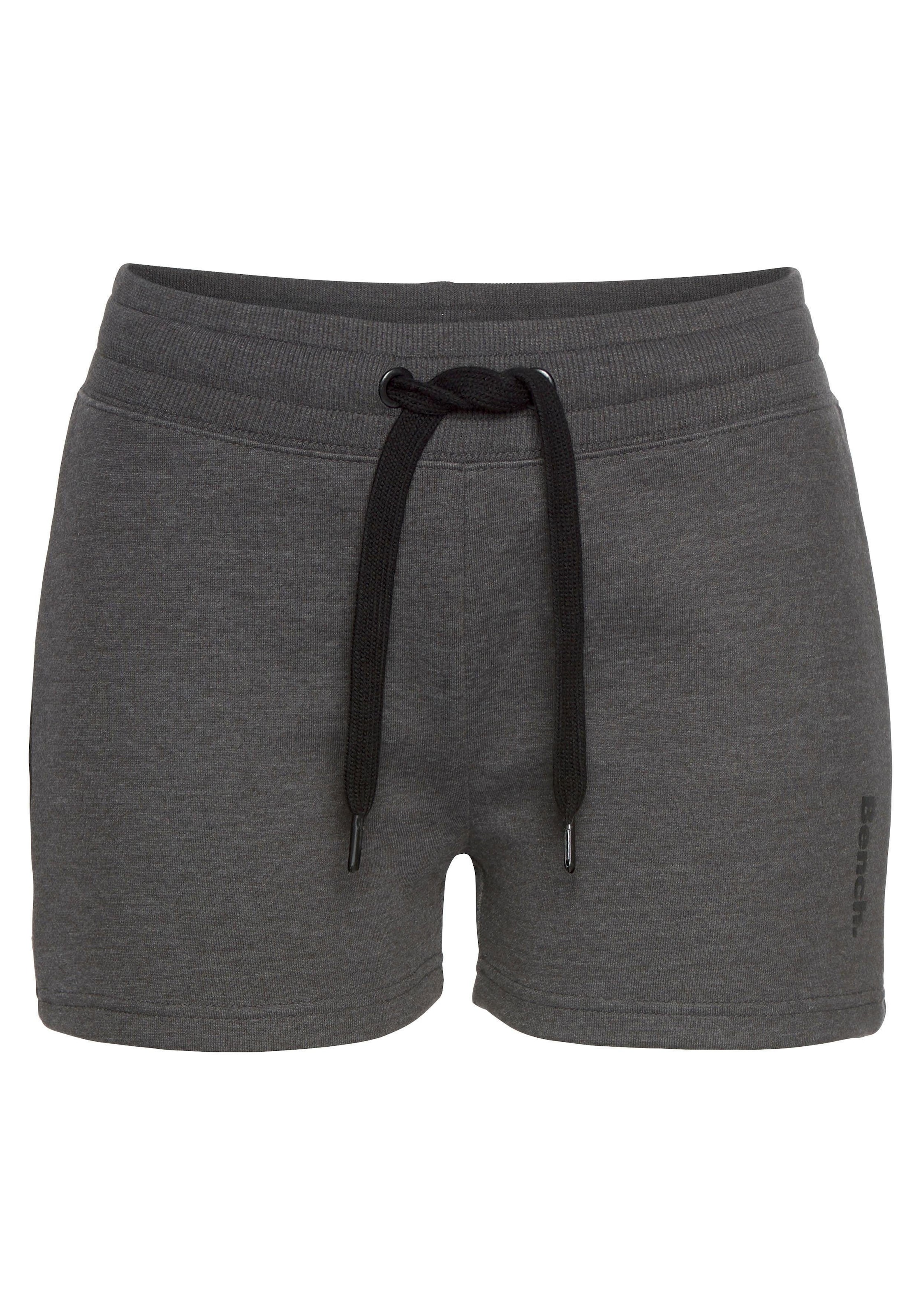 Bench. Loungewear Relaxshorts, mit Seitenstreifen, Loungeanzug bei ♕