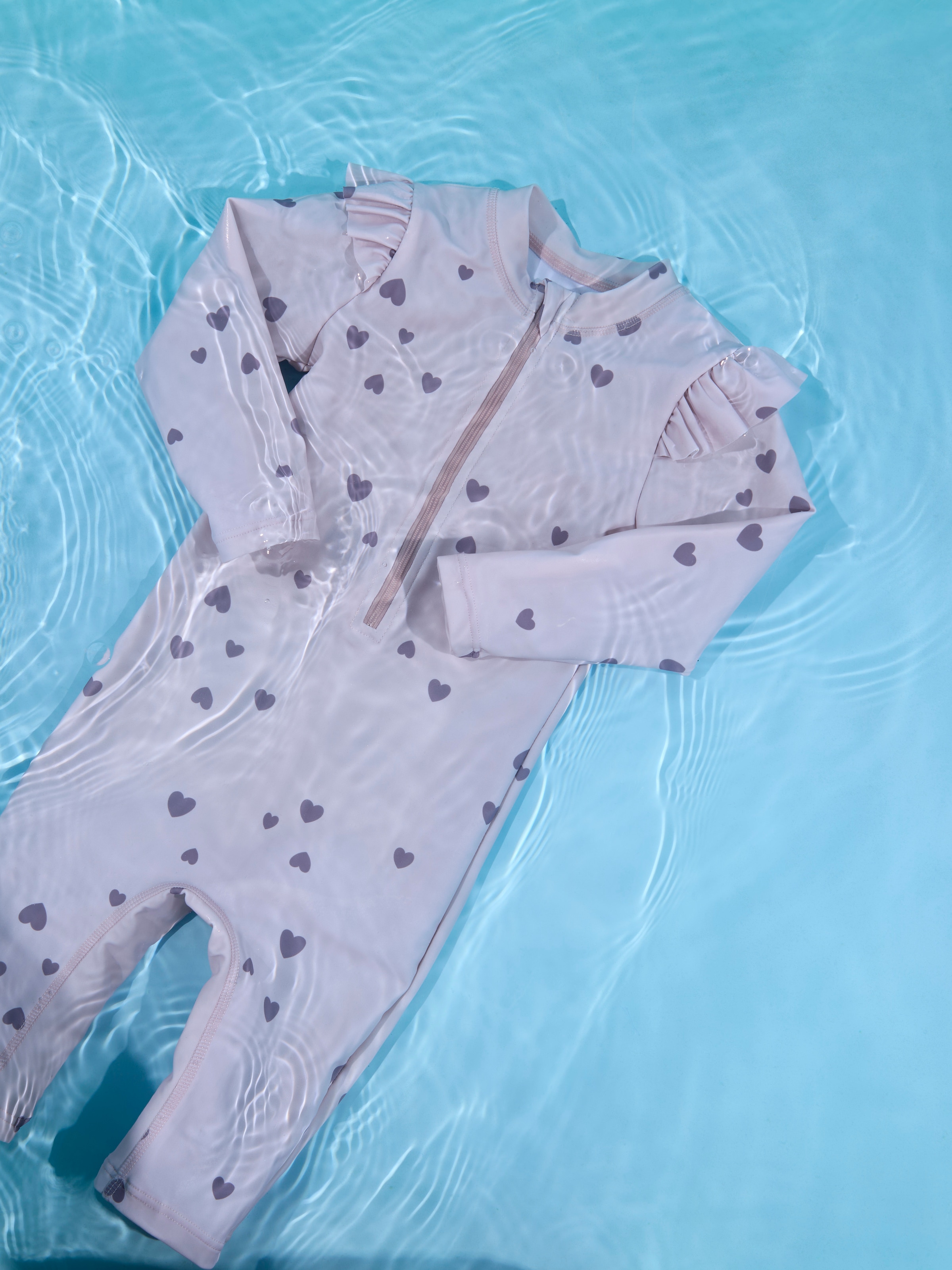 Name It Badeanzug »NMFZIPPA 3/4 UV SWIMSUIT« Overall mit langem Arm und Rüschen