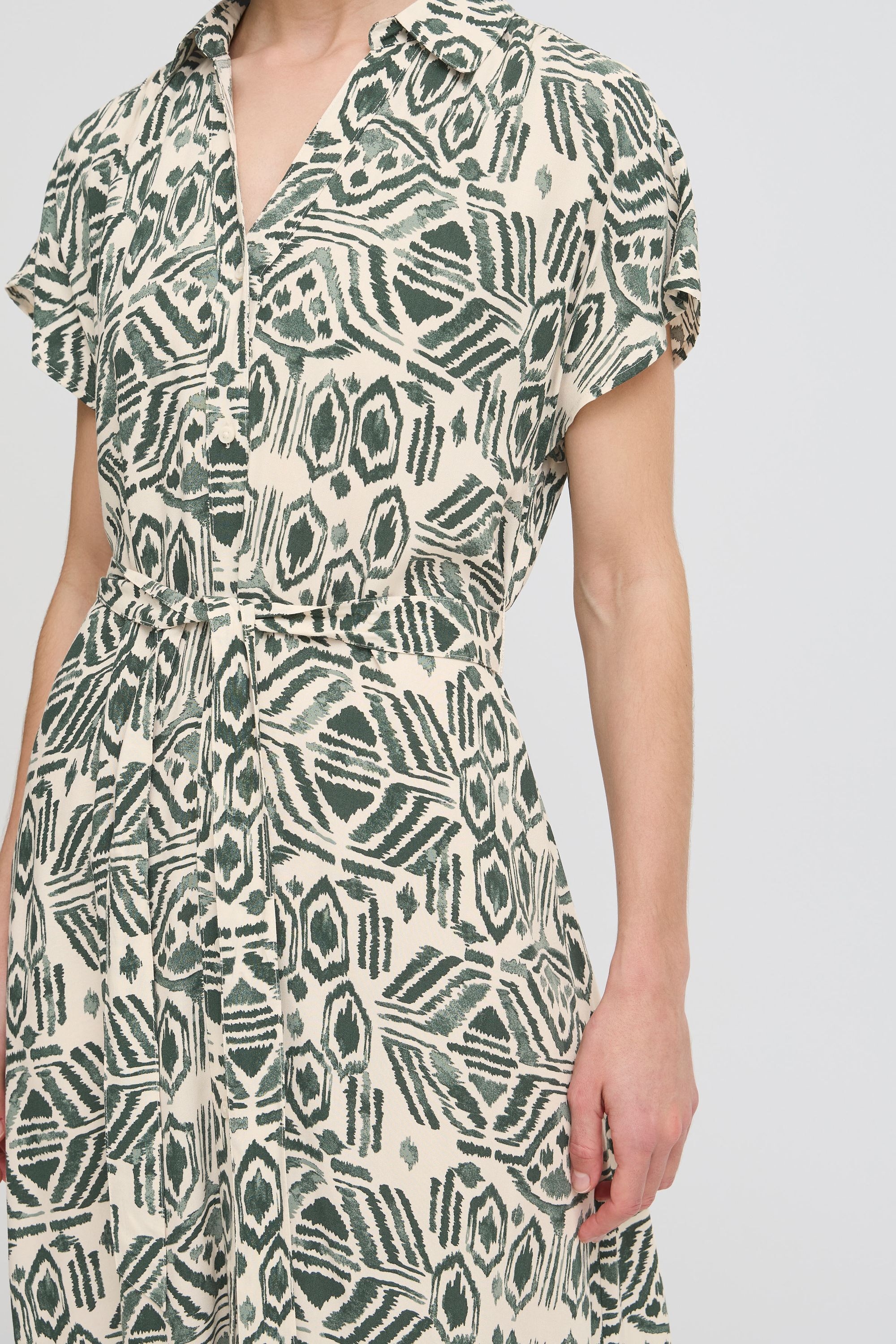 b.young Midikleid »Midikleid BYMMMJOELLA«