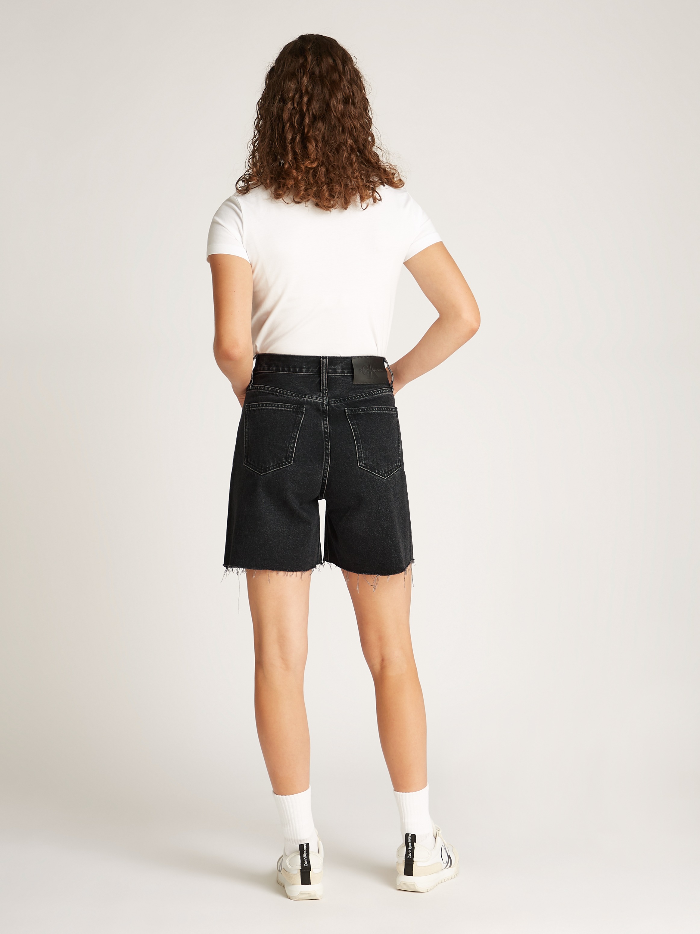Calvin Klein Jeans Bermudas »BERMUDA SHORT«, mit Fransensaum