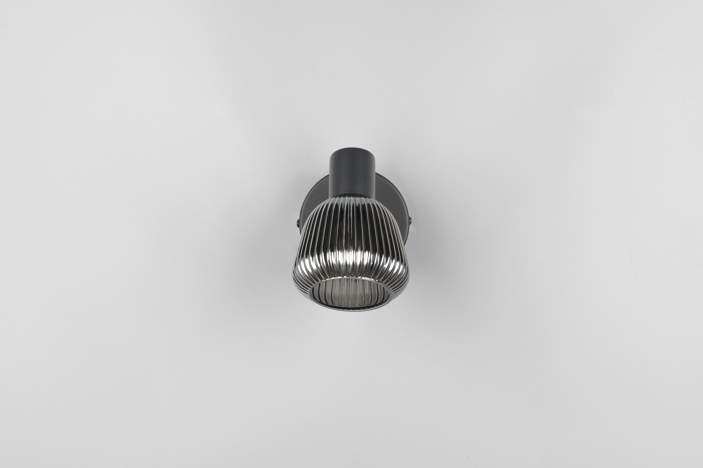 TRIO Leuchten Deckenstrahler »TARIFA, Spot 1-flammig, Deckenspot oder Wandspot, exkl 1xE14 max 10W« E14 1 Stk. warmweiß - kaltweiß E14 Spot mit Glasschirm in Riffeloptik Lichteffekte, Ø 10cm Höhe 17 cm