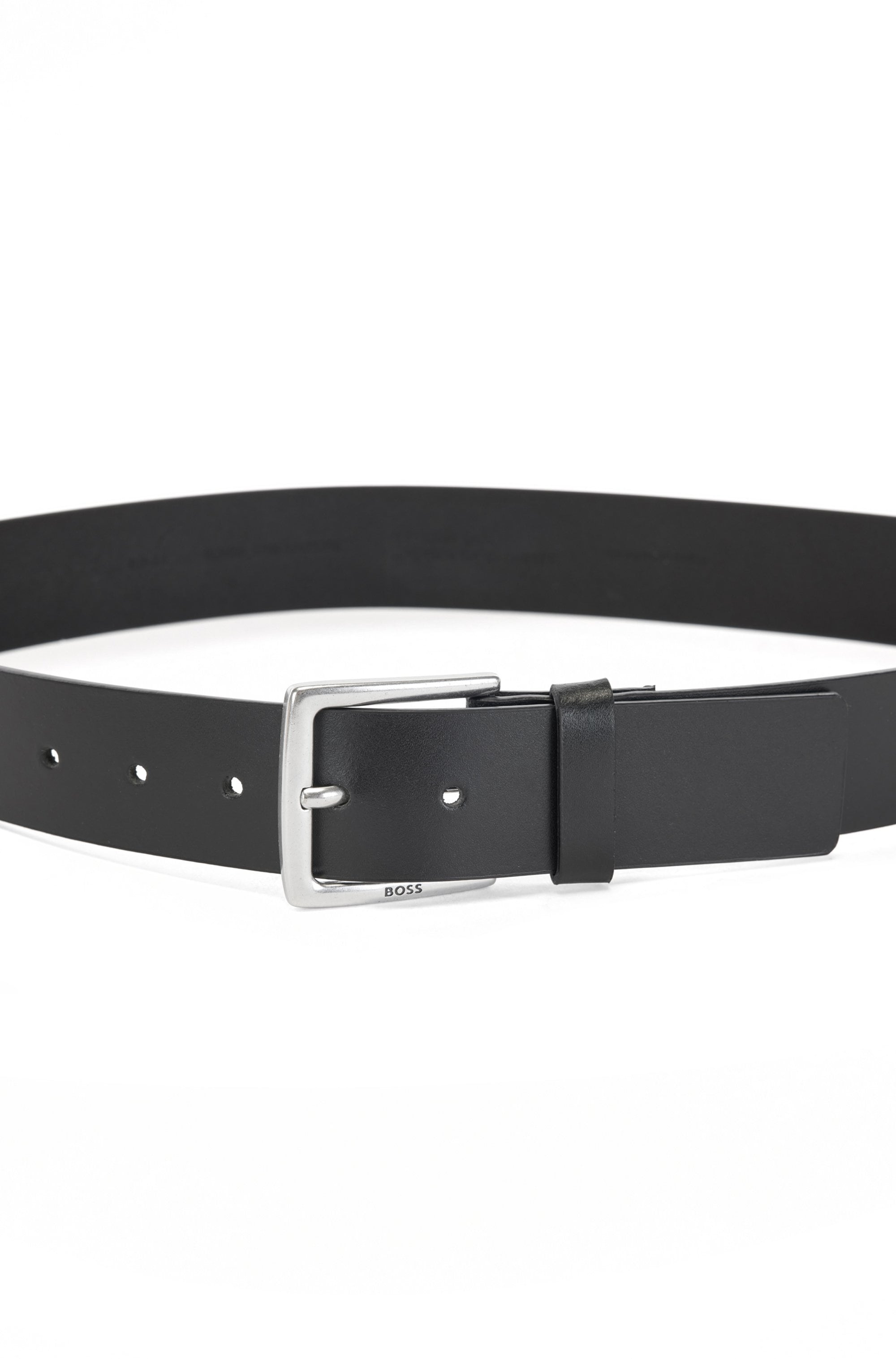 BOSS Ledergürtel »Rummi_Sz40« aus italienischem Leder mit Metall-Details in Antik-Optik