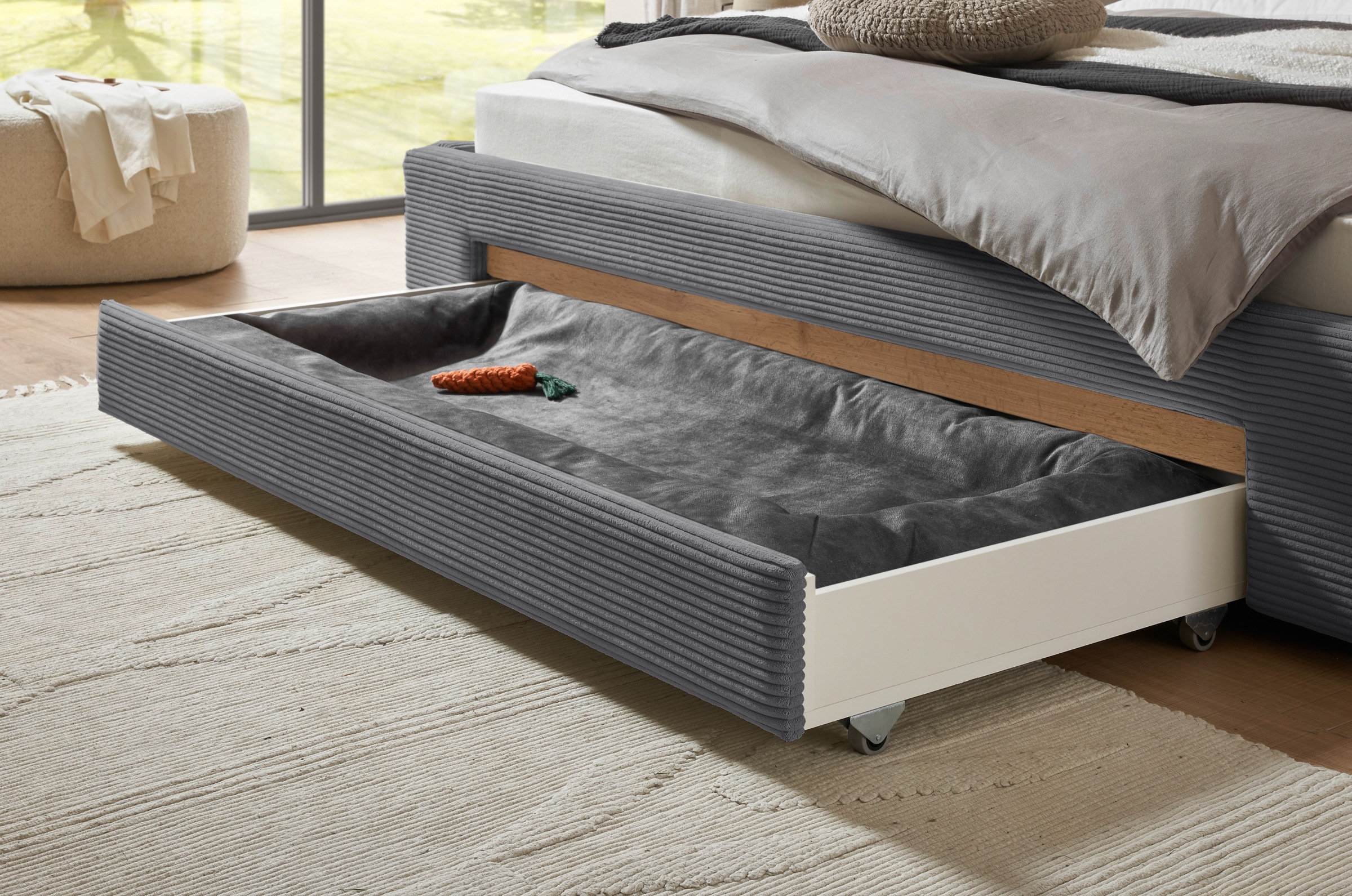 INOSIGN Polsterbett »CiTY/GiRON, Bettgestell mit Bettkasten, gepolstertes Stauraumbett«, mit Hundebett oder Stauraumschublade, Bezug Cord-oder Leinenoptik