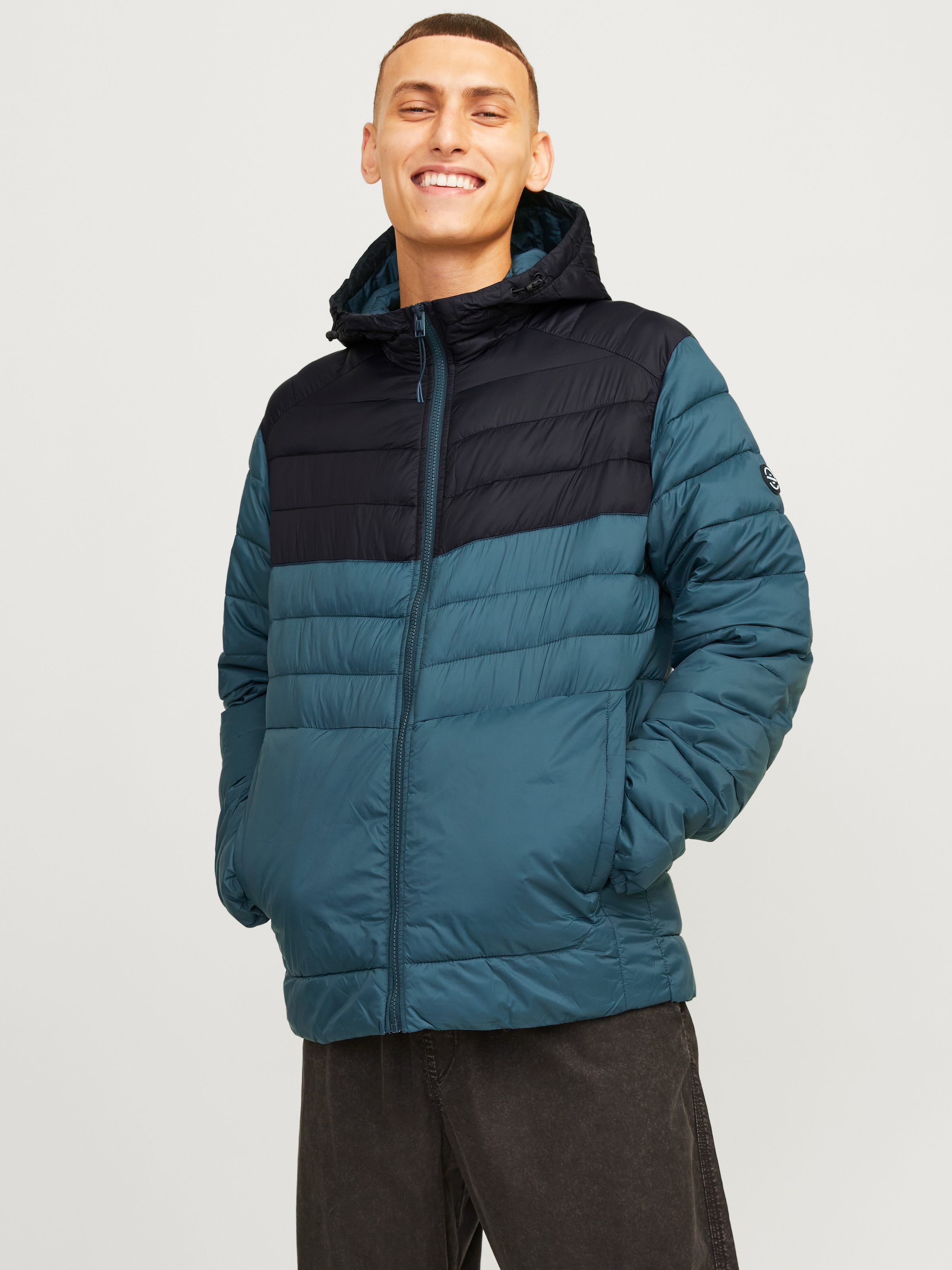 Steppjacke »JJESPRINT PUFFER HOOD NOOS«, mit Kapuze