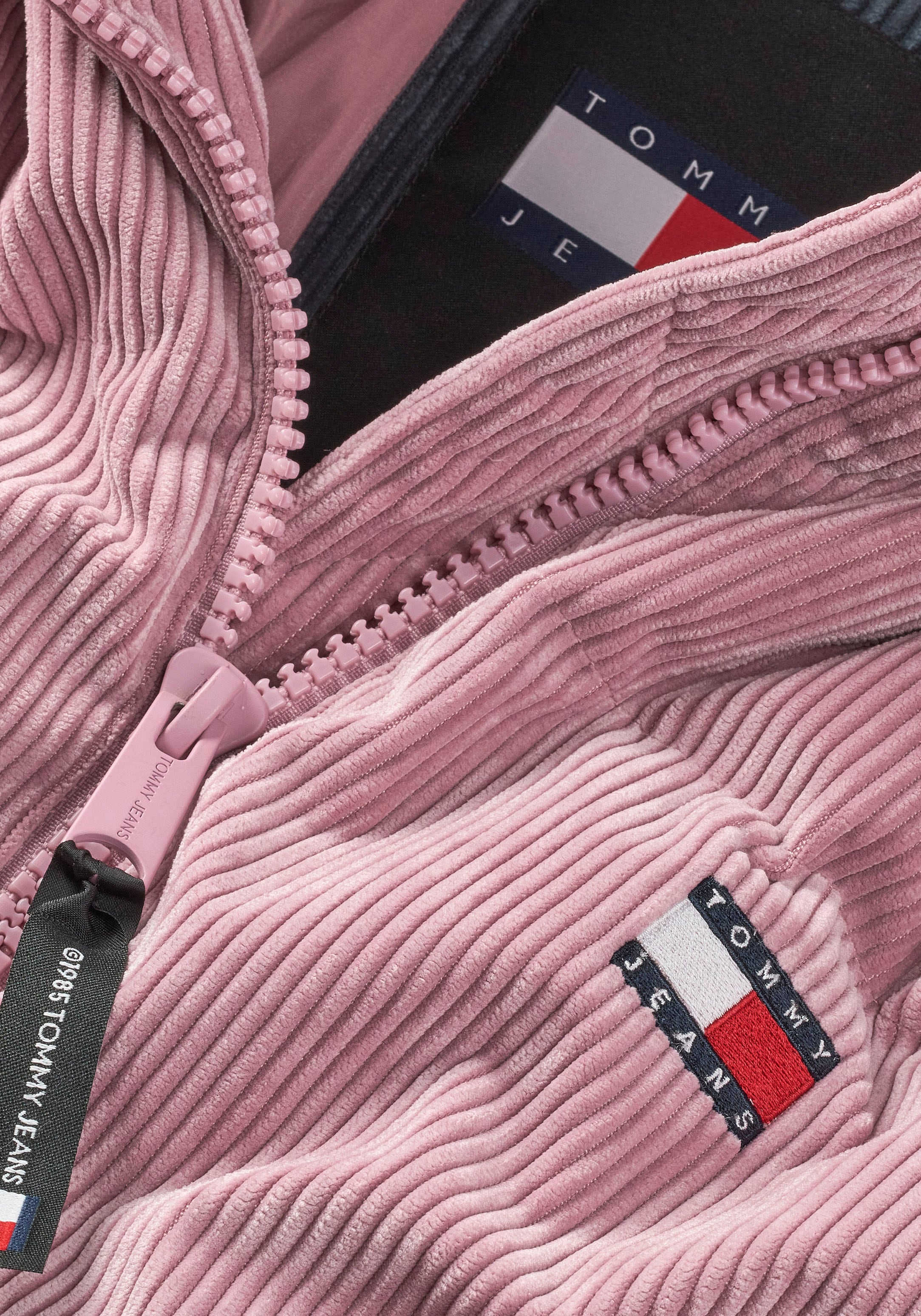 Tommy Jeans Steppjacke »TJW WASHED CORD CRP ALASKA«, mit Kapuze, aus Cord