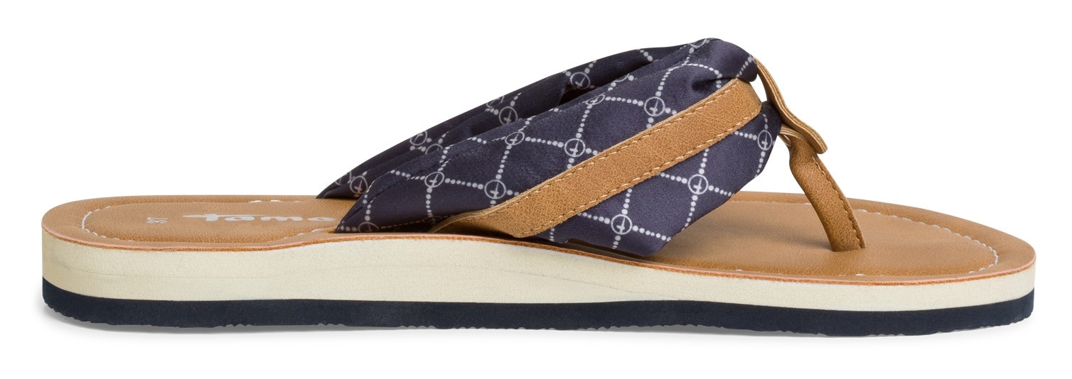 Tamaris Zehentrenner »AVRIL«, Sommerschuh, Flats, Schlappen mit T-Logoanhänger