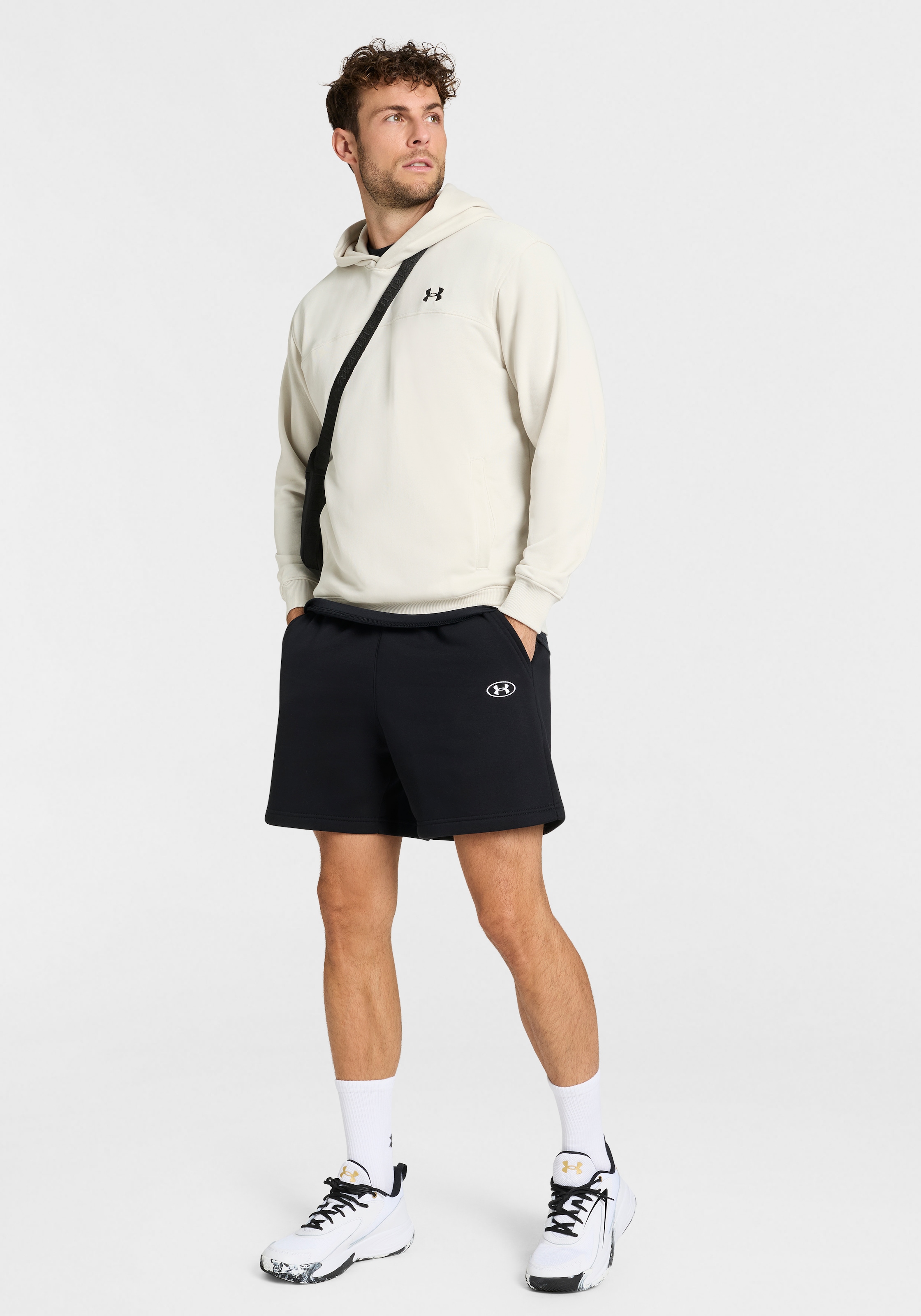 Under Armour® Kapuzensweatshirt »UA RIVAL LW HOODIE«, für Sportmode und Freizeit, aus leichtem French-Terry
