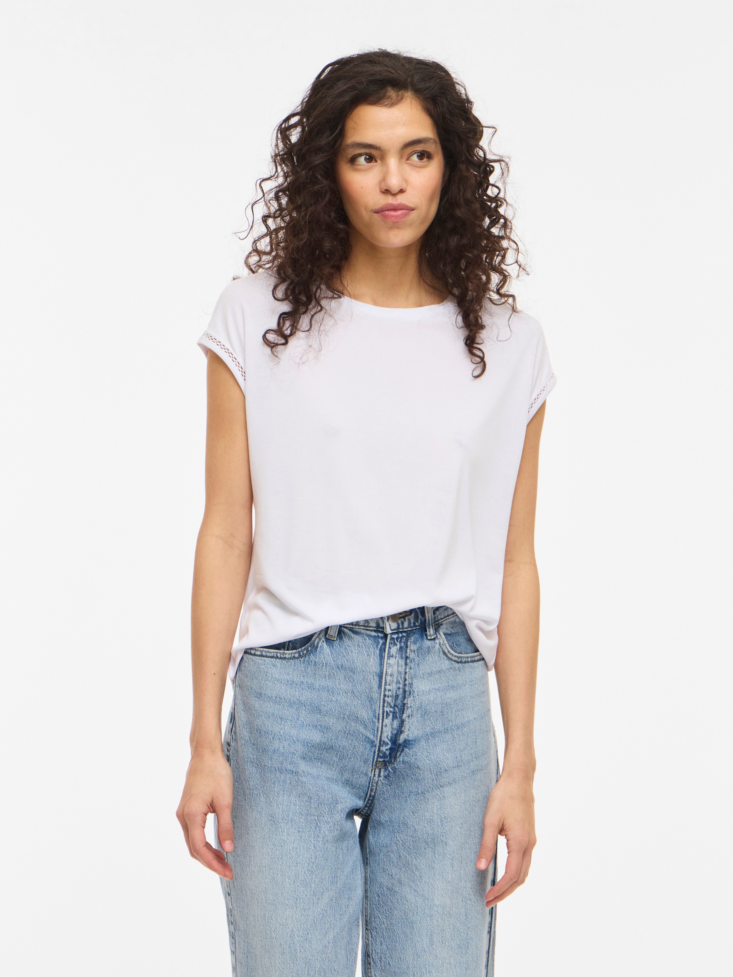 Vila Kurzarmshirt »VIMODALA C/S O-NECK DETAIL TOP - NOOS«