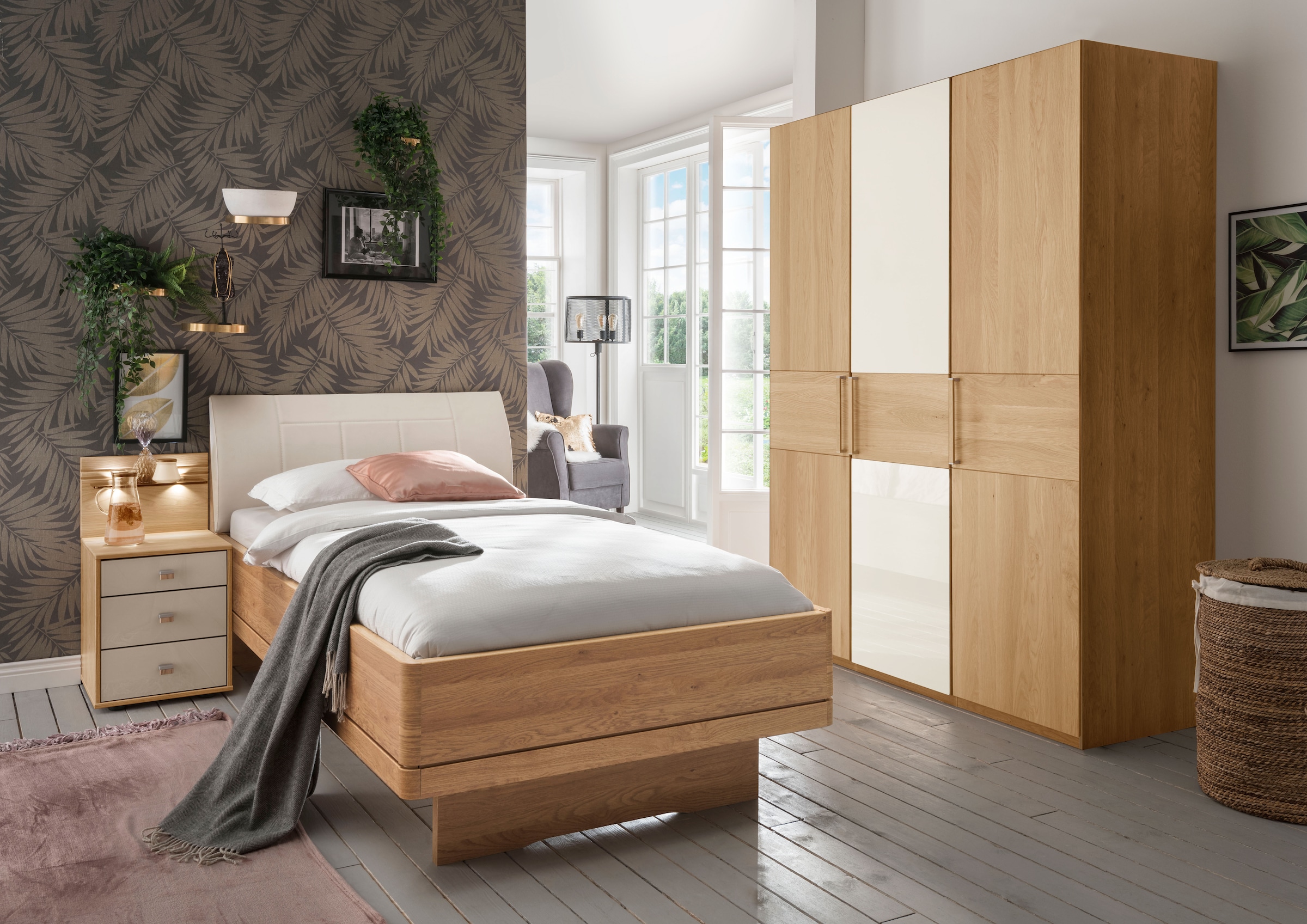 WIEMANN Drehtürenschrank »Kiruna« mit Champagnerglas