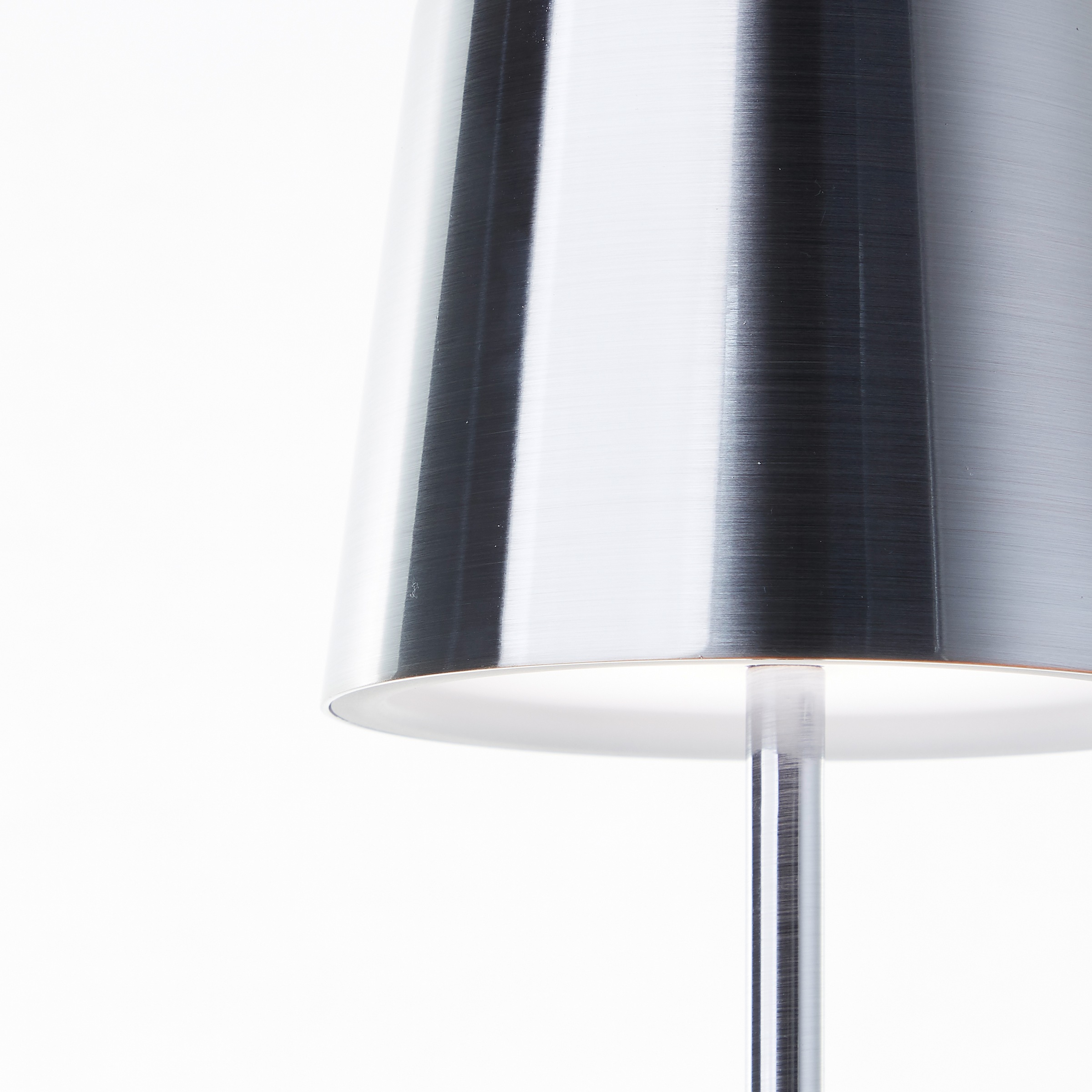 Brilliant LED Tischleuchte »Xaana« 1 Stk. warmweiß - kaltweiß Akku, 37 cm, 300 lm, 3000-6500 K, dimmbar, Metall, Kaami Premium