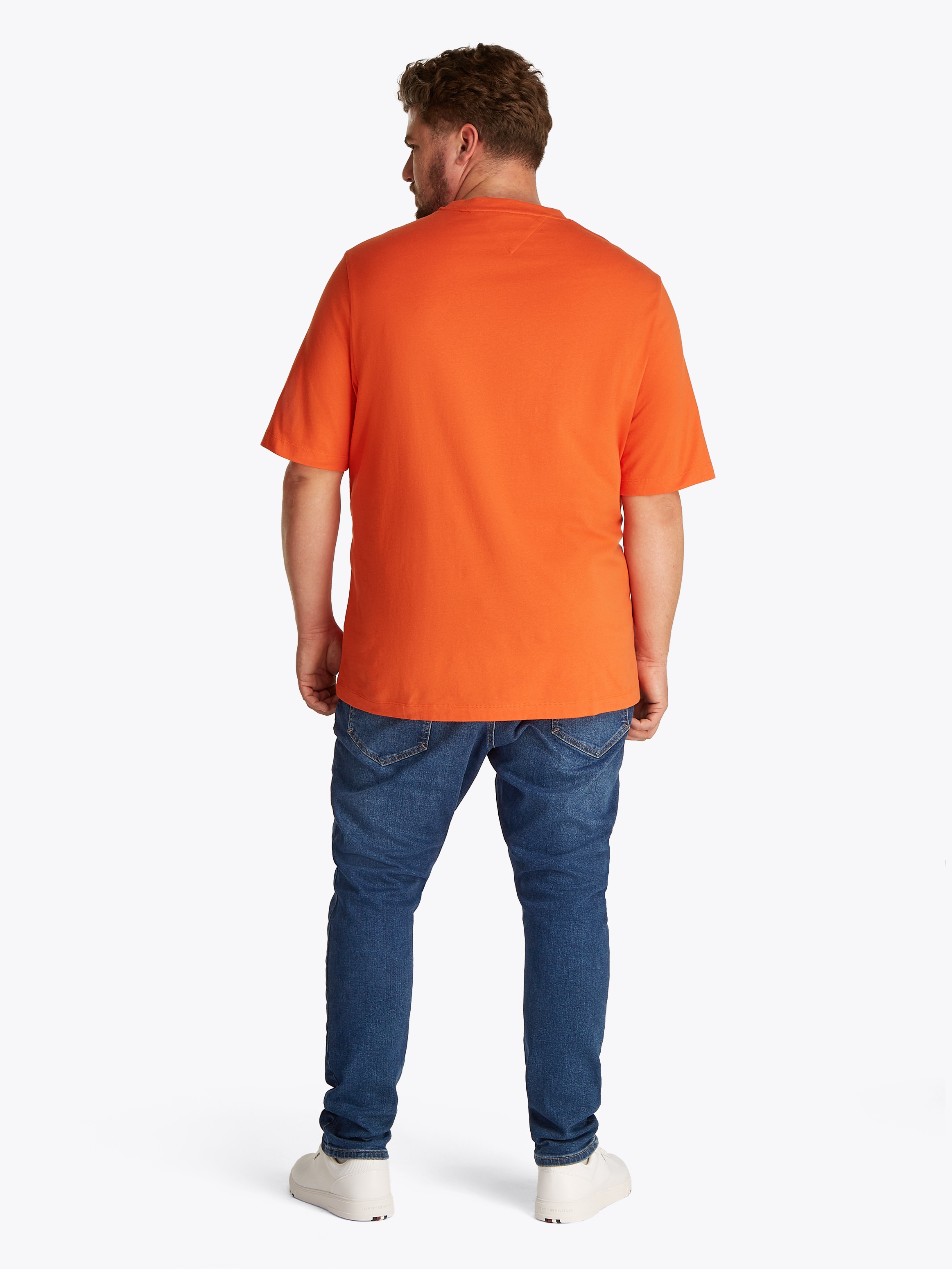 Tommy Hilfiger Big & Tall Rundhalsshirt »BT-ESSENTIAL SOLID POCKET TEE-B«, in Große Größen, Logostickerei