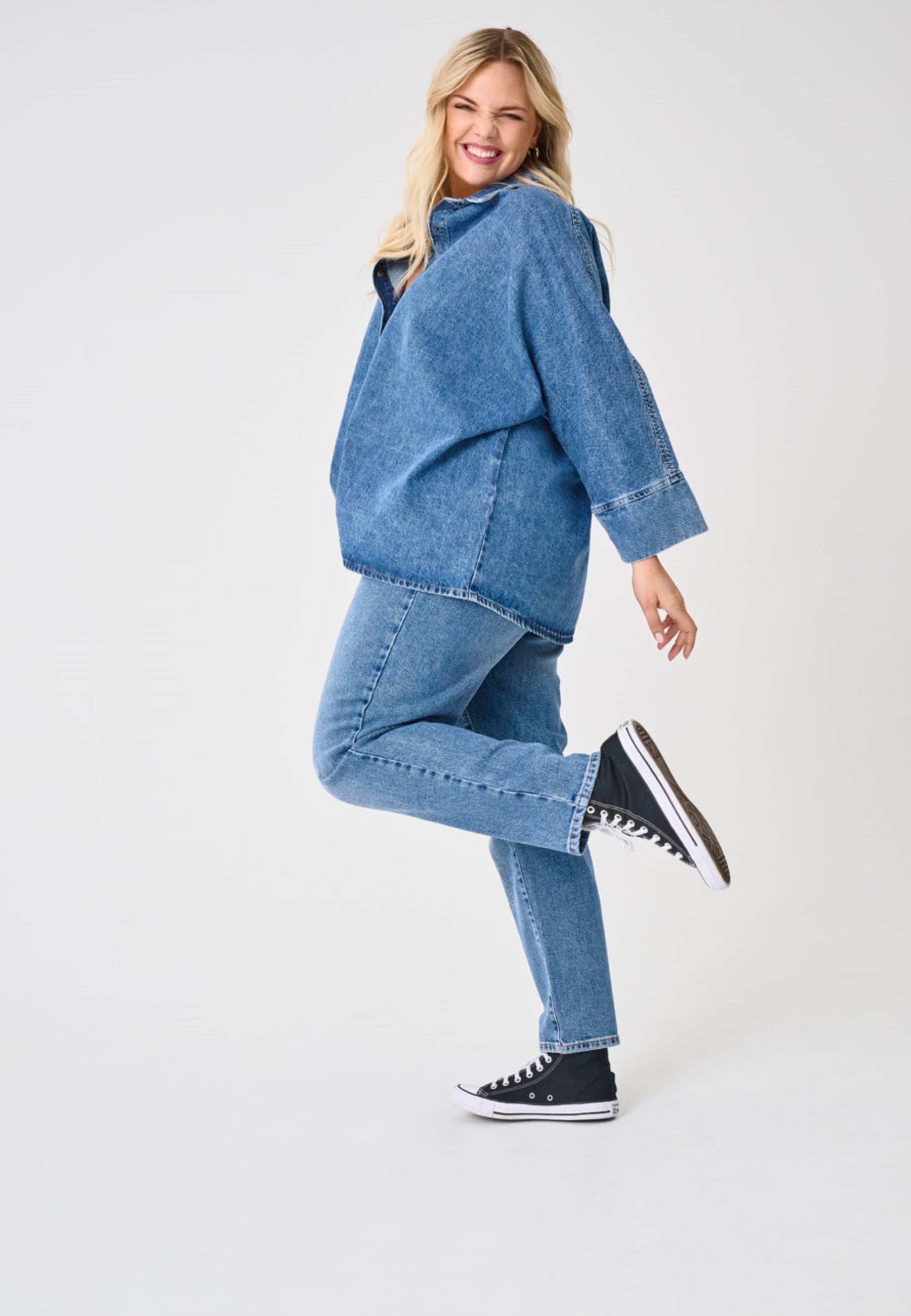 ONLY CARMAKOMA High-waist-Jeans »CAREMILY STRETCH HW ST AK DNM CRO005«