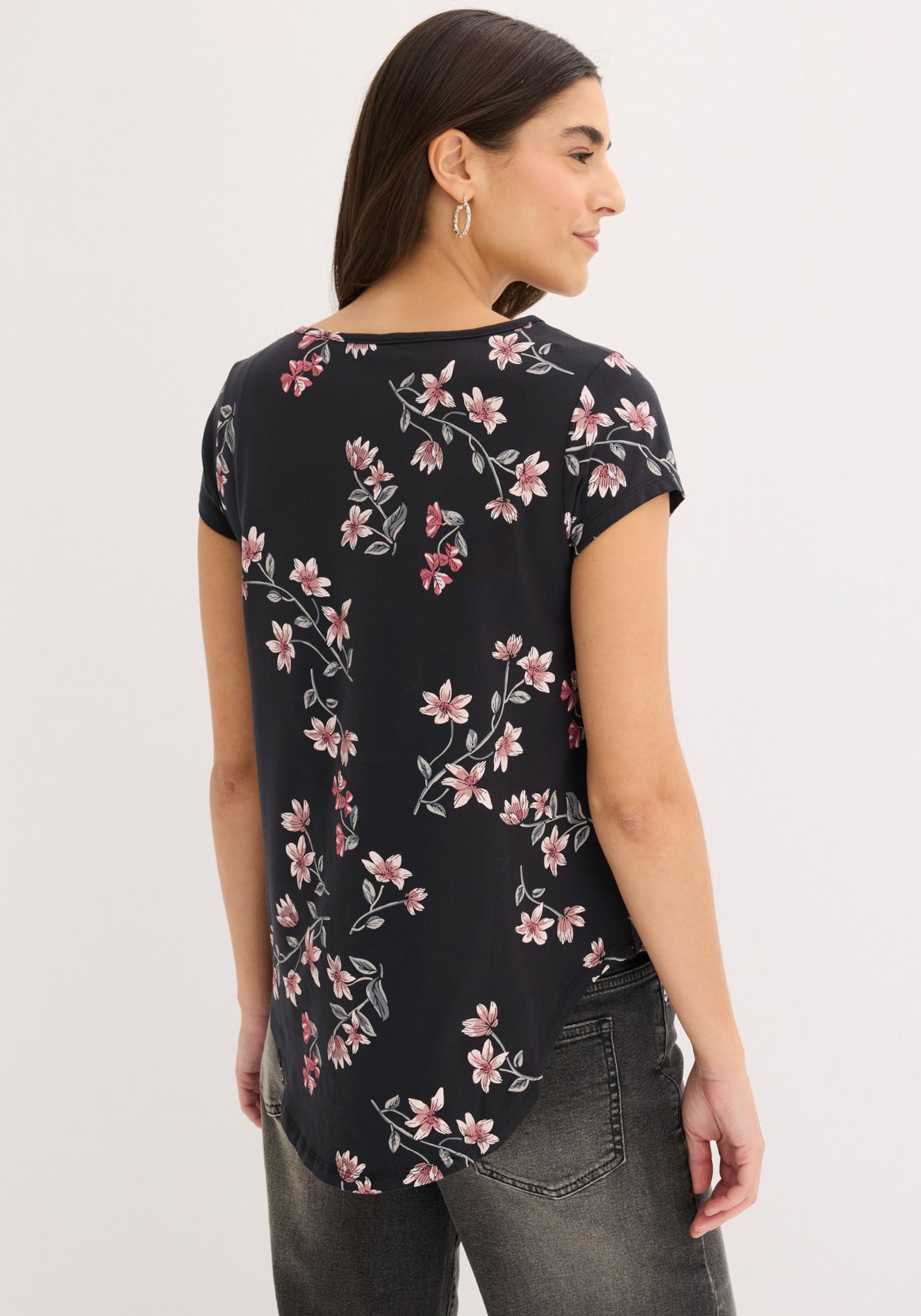 bonprix Blusenshirt Dezente Oversize Passform, mit kurzem Reißverschluss
