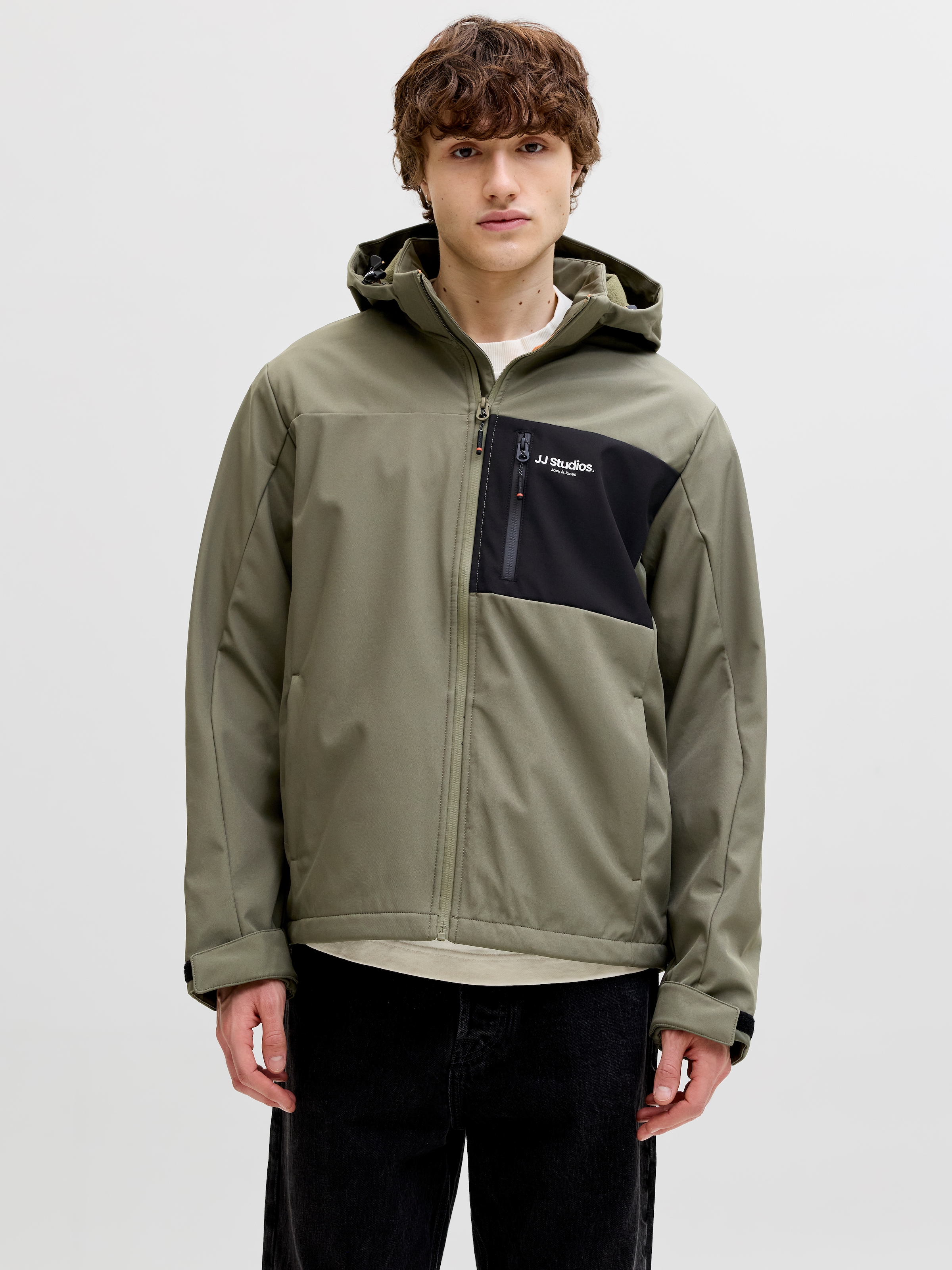 Jack & Jones Softshelljacke »JJNORTH SOFTSHELL JACKET« mit Kapuze