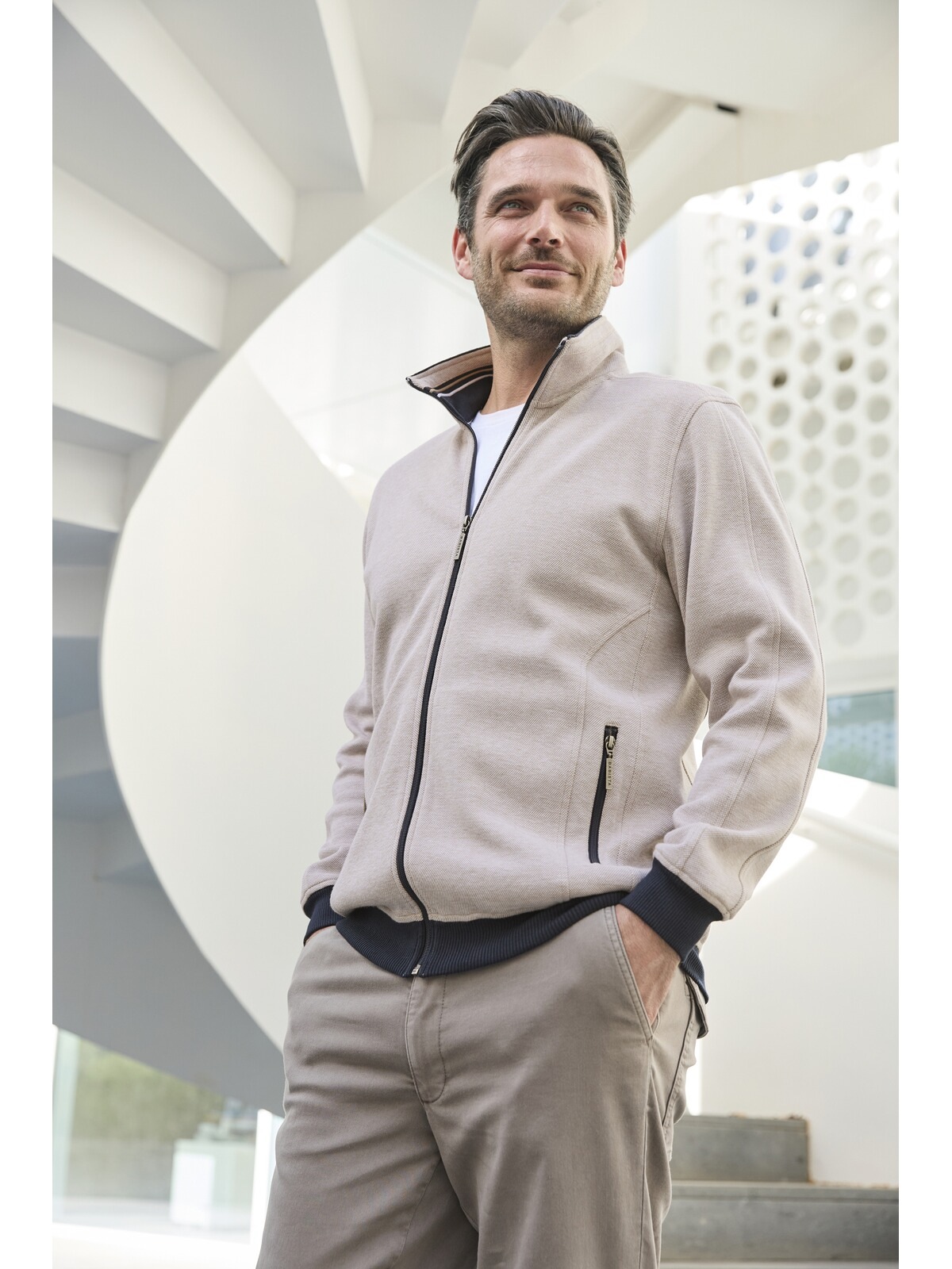Babista Sweatjacke »Sweatjacke NOVIELLA«, mit Reißverschlusstaschen