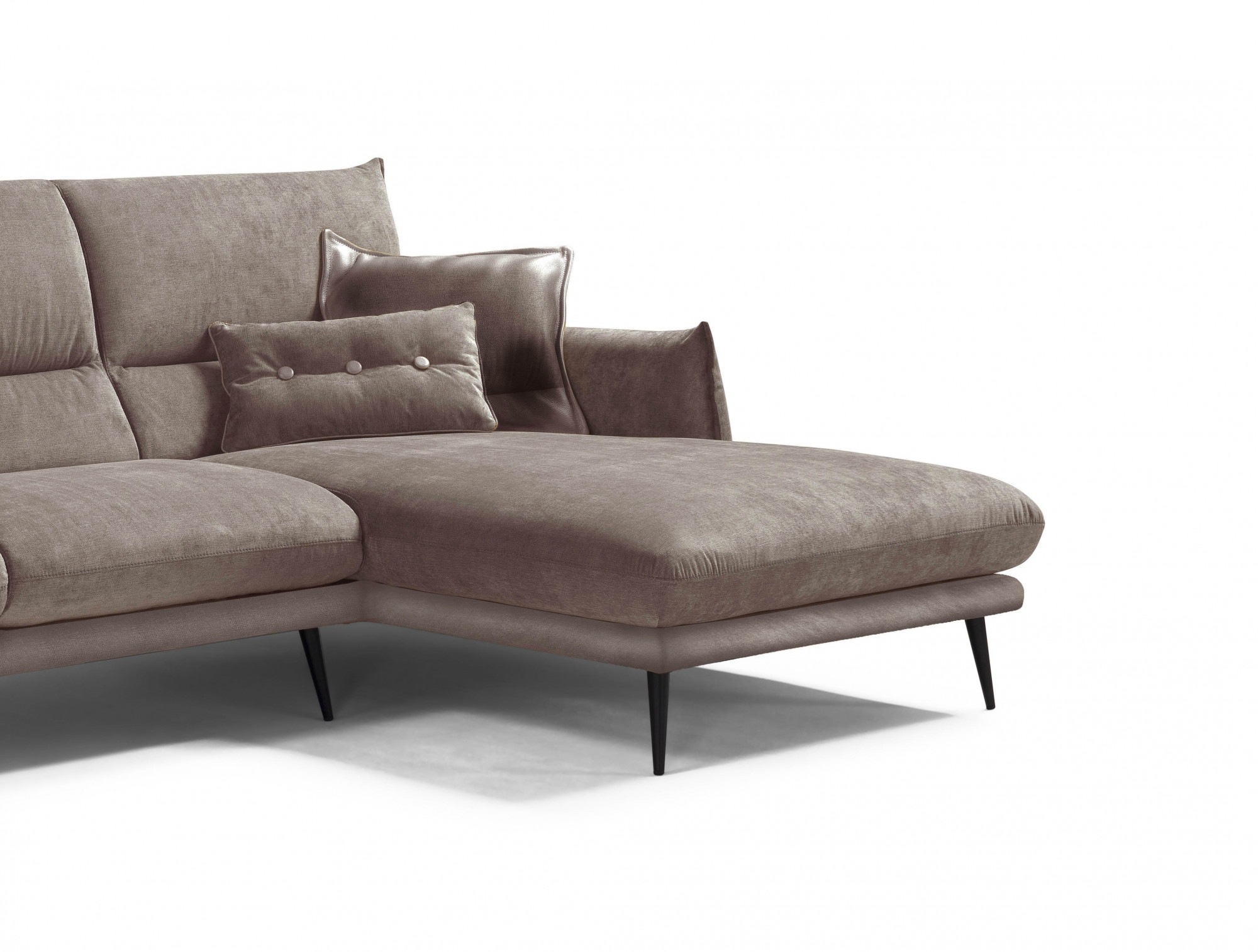 Egoitaliano Ecksofa »FUNNY, hochwertiges und aktuelles Design, bequeme Rückenlehne«, hochwertiger Sitzkomfort, L-Form