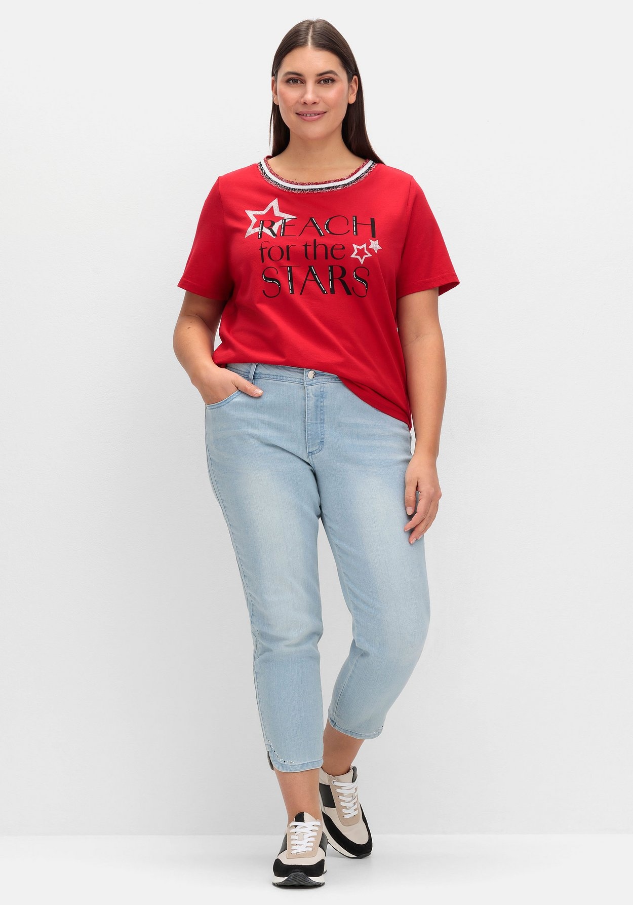 Sheego T-Shirt »Kurzarmshirt mit Frontdruck und Glitzerdetails«