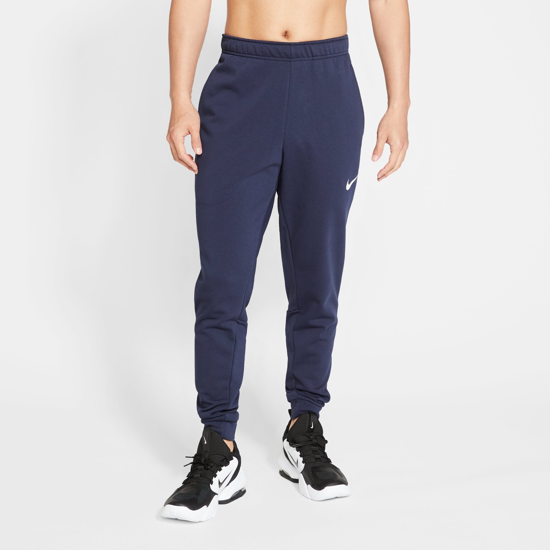 Nike Trainingshose »DRI-FIT MEN'S TAPERED TRAINING PANTS«