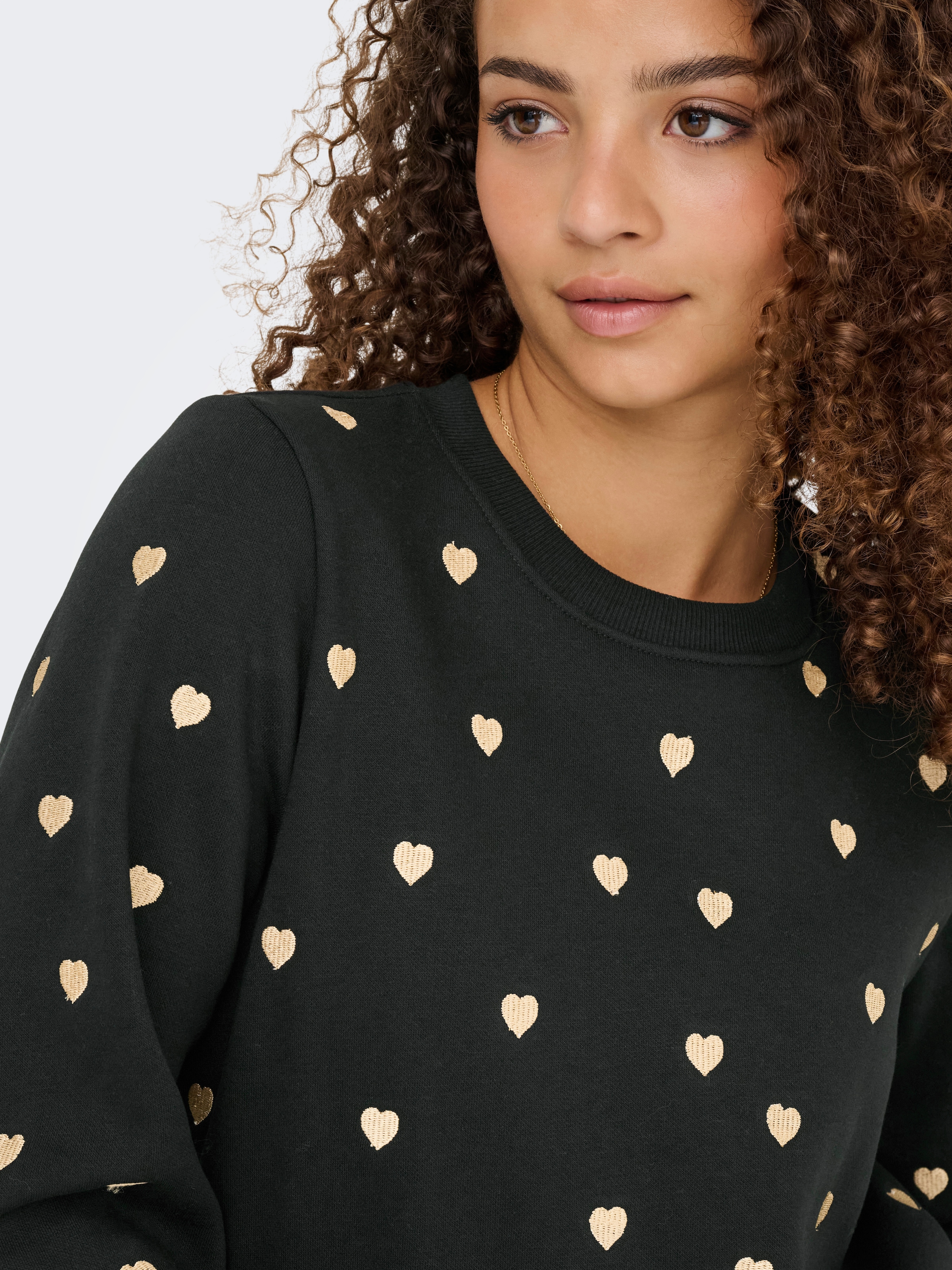 ONLY Sweatshirt »ONLATIKA L/S O-NECK GLITTER EMB. BOX SWT«
