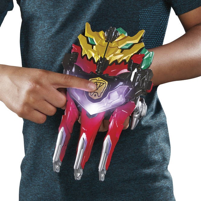 Hasbro Blaster »Power Rangers Dino Fury, Knight Morpher«, mit Licht und Sound