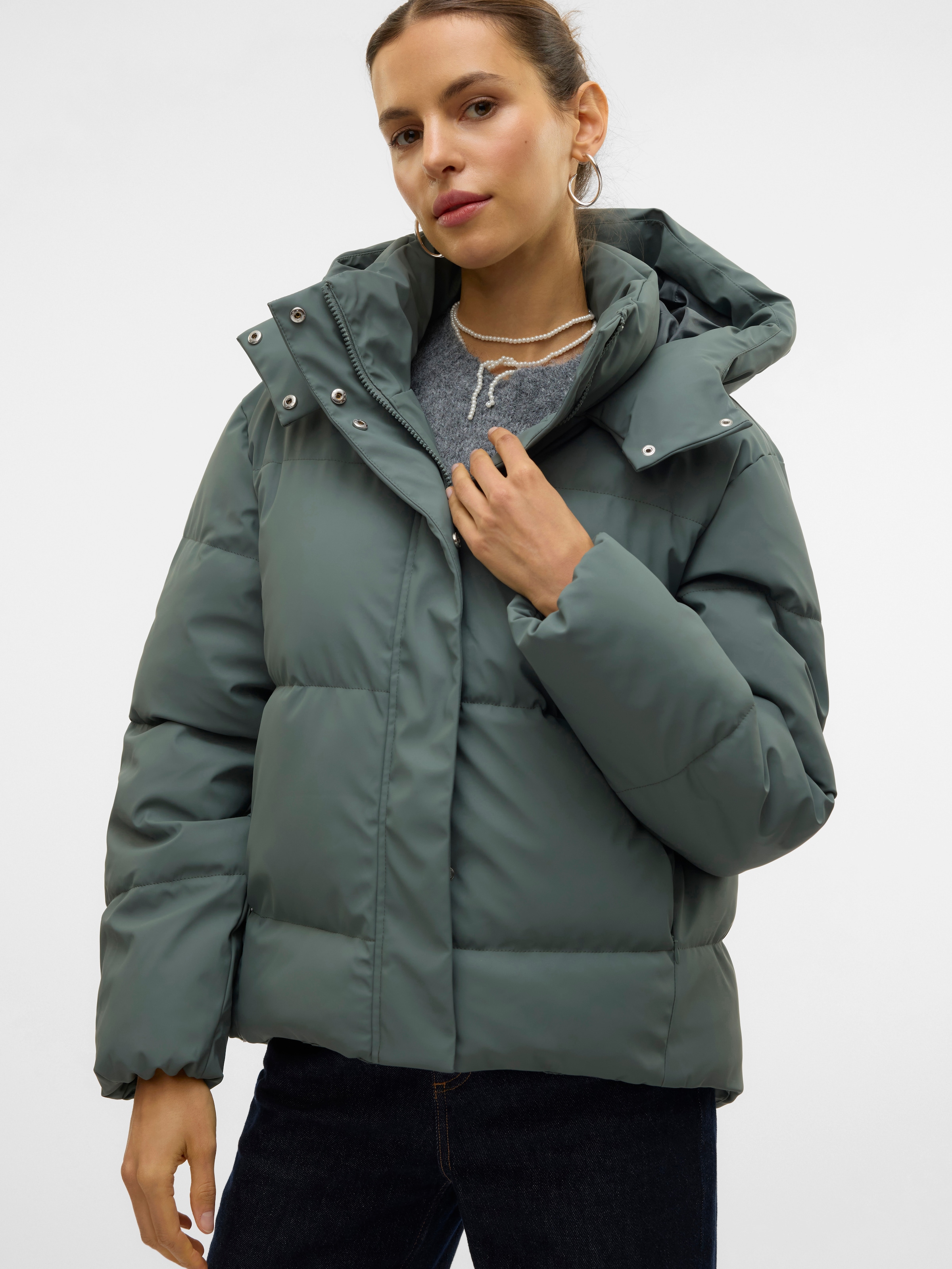 Vero Moda Steppjacke »VMGRETAKYLIE SHORT COATED JACKET NOOS«, mit Kapuze