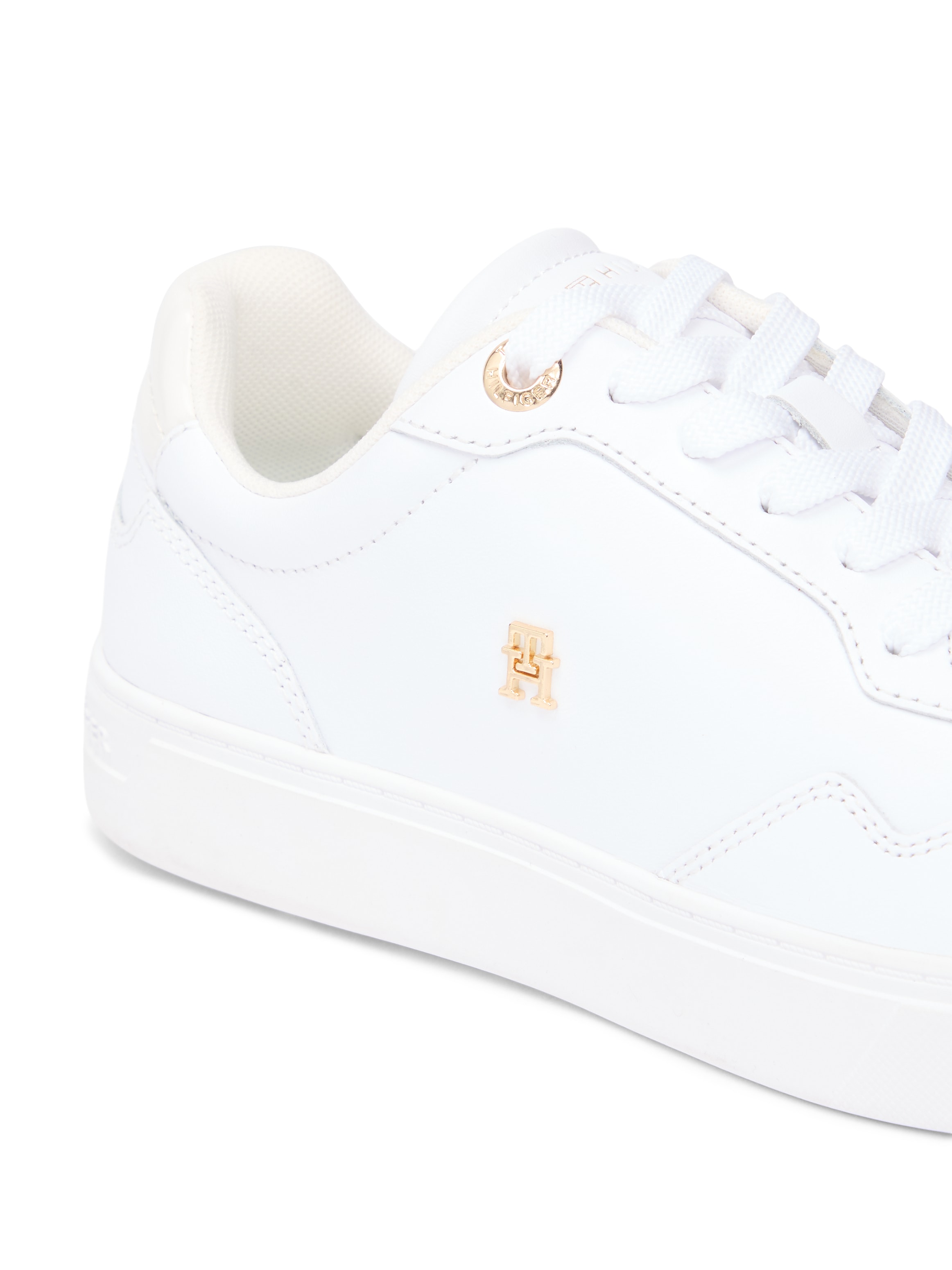 Tommy Hilfiger Plateausneaker »CASUAL CUPSOLE SNEAKER«  , Schnürschuh, Freizeitschuh, Halbschuh im angesagten Basek-Look