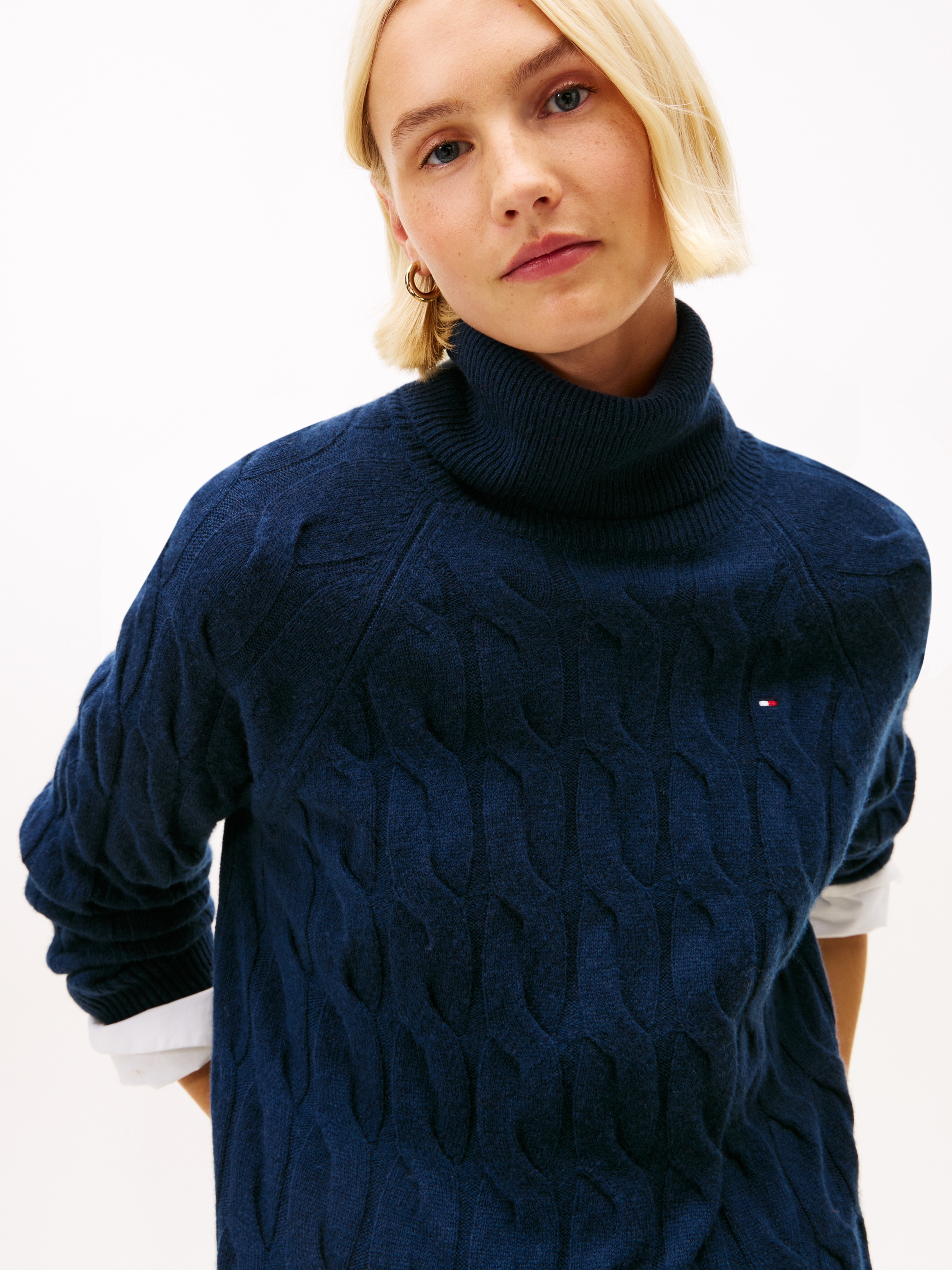 Tommy Hilfiger Rollkragenpullover »SOFT WOOL CABLE ROLL-NK LS SWT« aus Wolle, Zopfmuster
