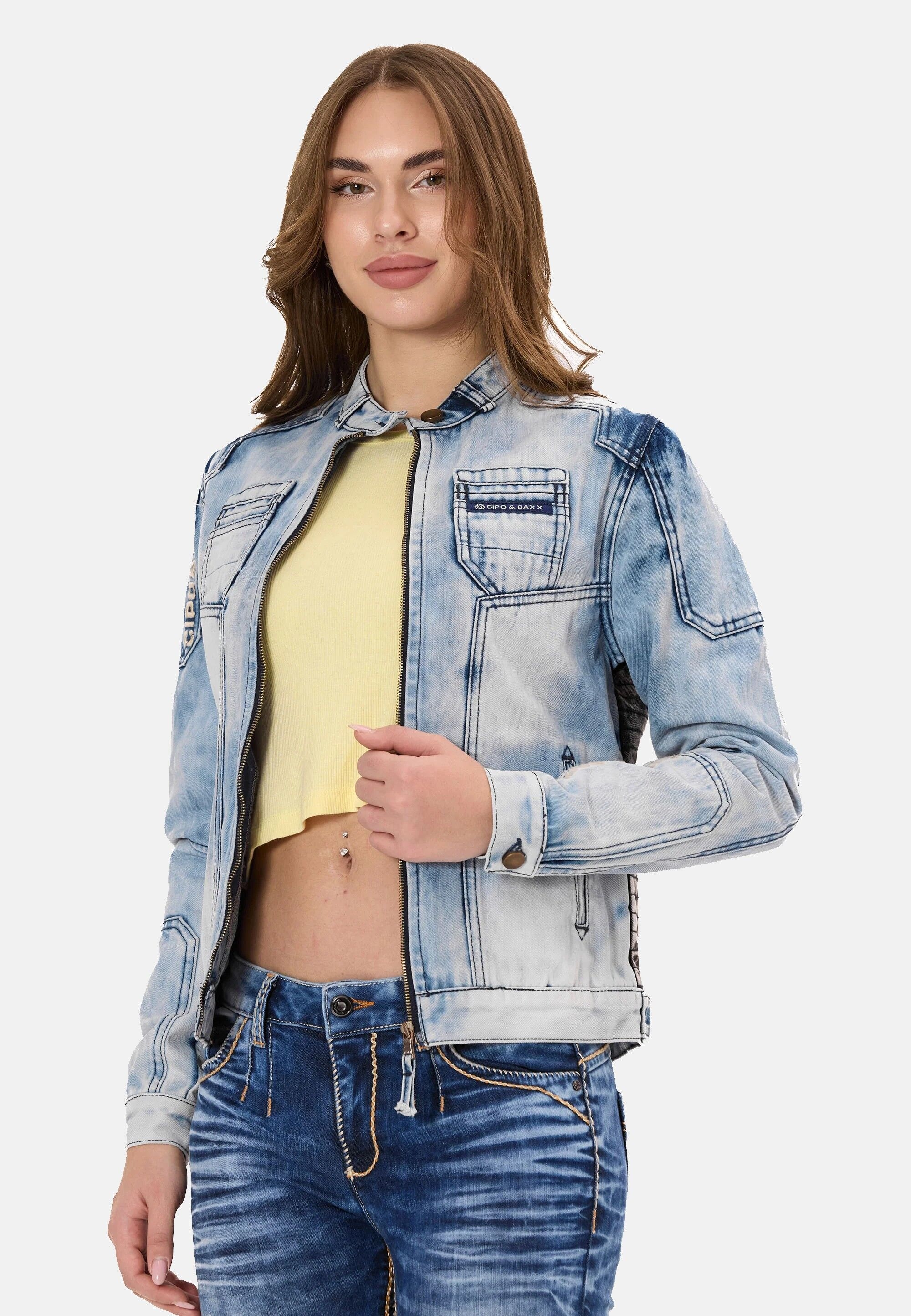 Cipo & Baxx Jeansjacke »Cipo & Baxx Jeansjacke WJ233« ohne Kapuze figurbetont, stylisch, hochwertig & vielseitig kombinierbar