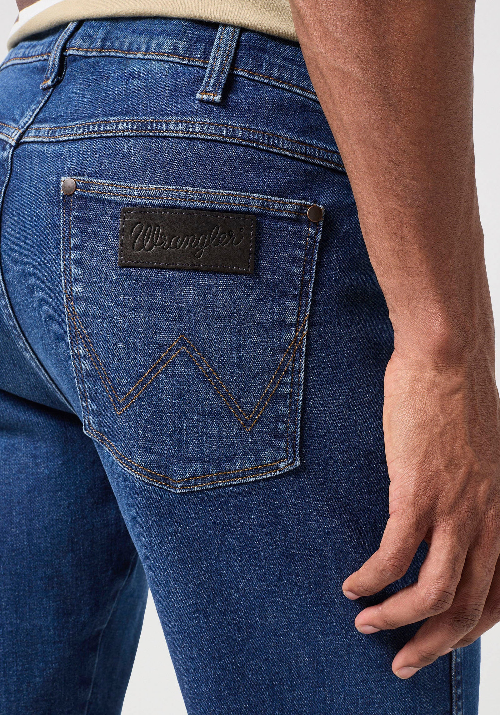 Wrangler Jeansshorts »Colton« Sommerhose