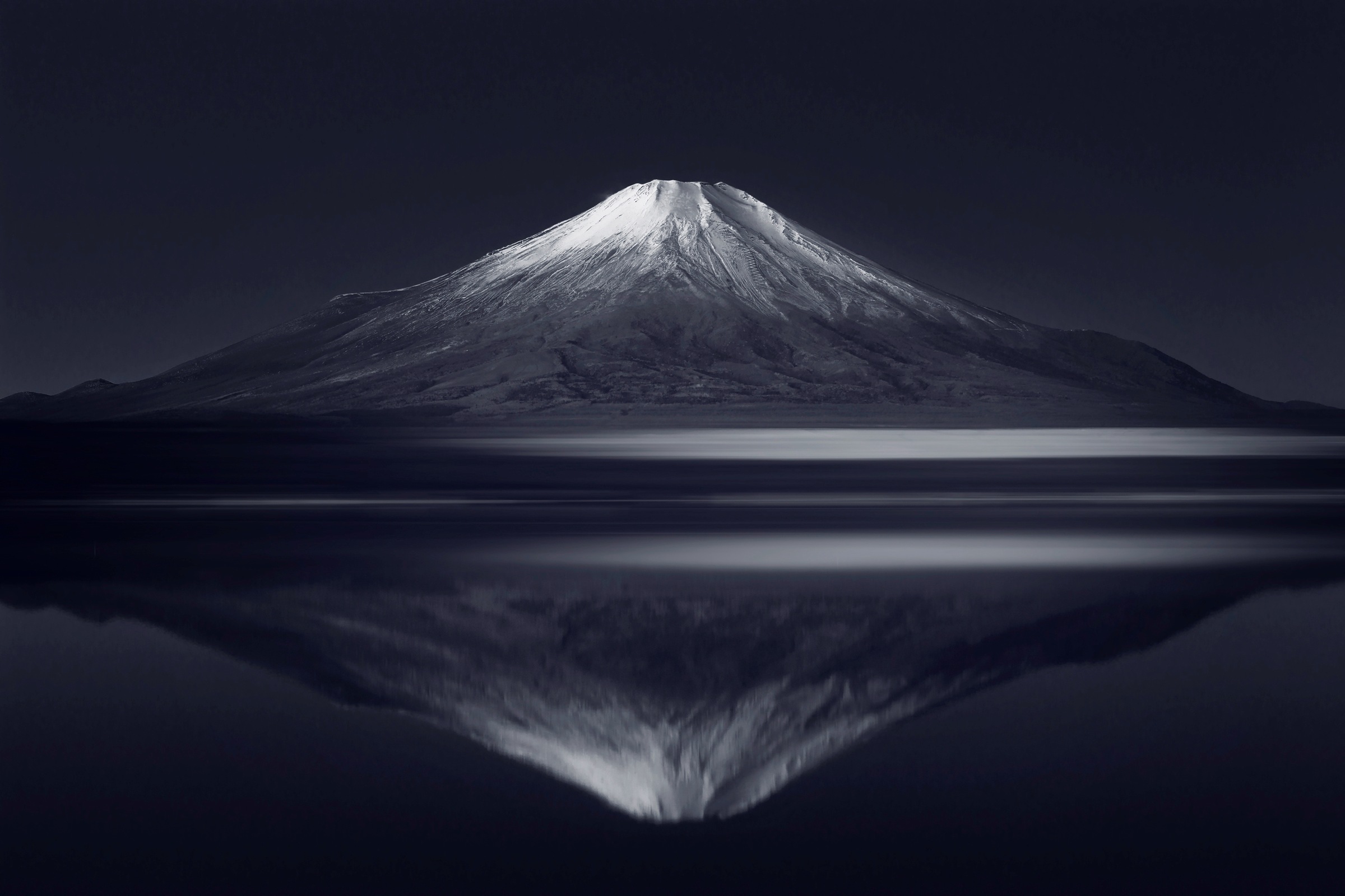 Fototapete »Photo-Art TAKASHI SUZUKI, REFLEXION MT FUJI«