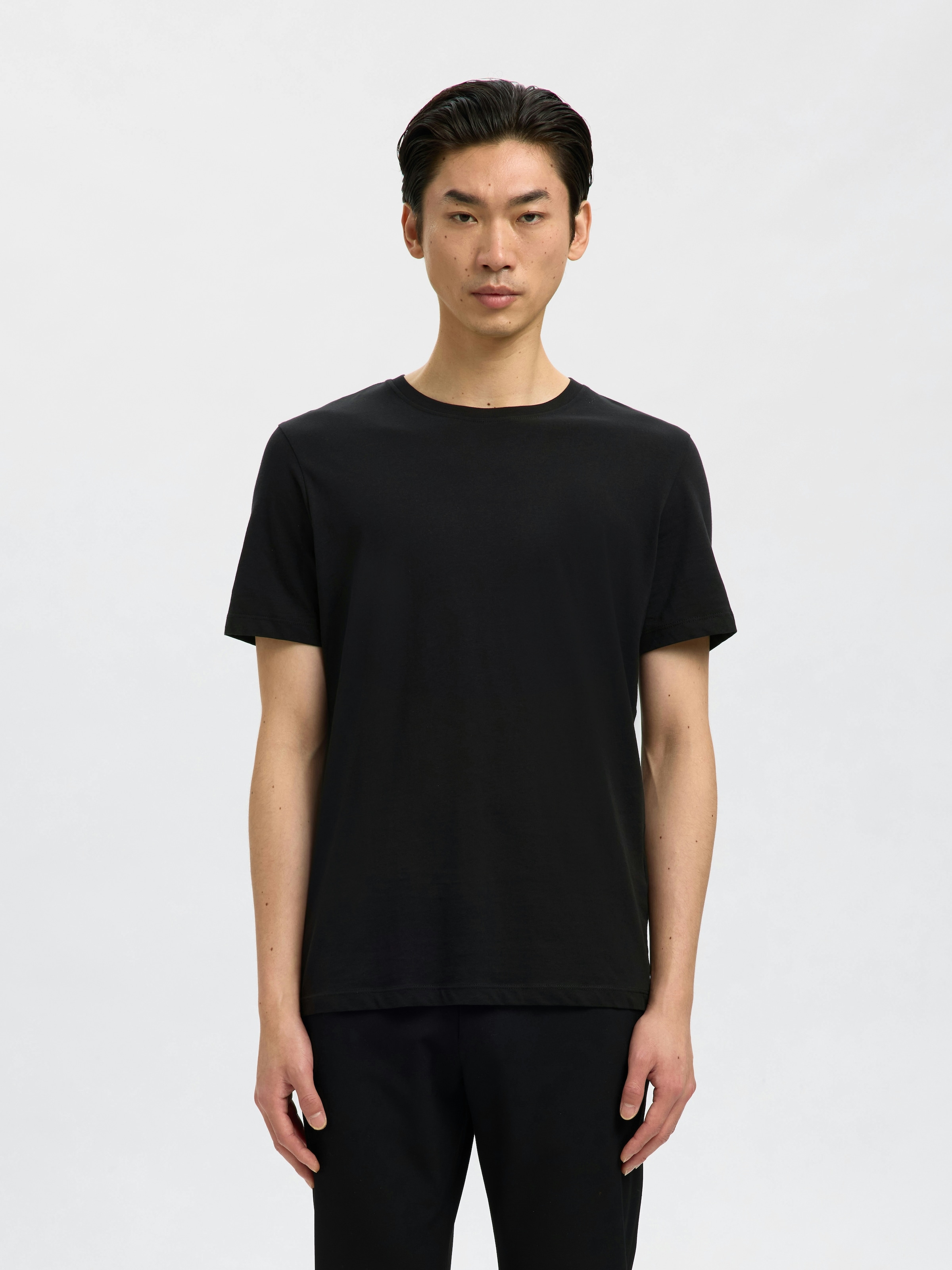 SELECTED Rundhalsshirt »SLHCORMAC SS O-NECK TEE 3-PACK NOOS« Packung, 3 Baumwolle, normal geschnitten, 3-er Pack